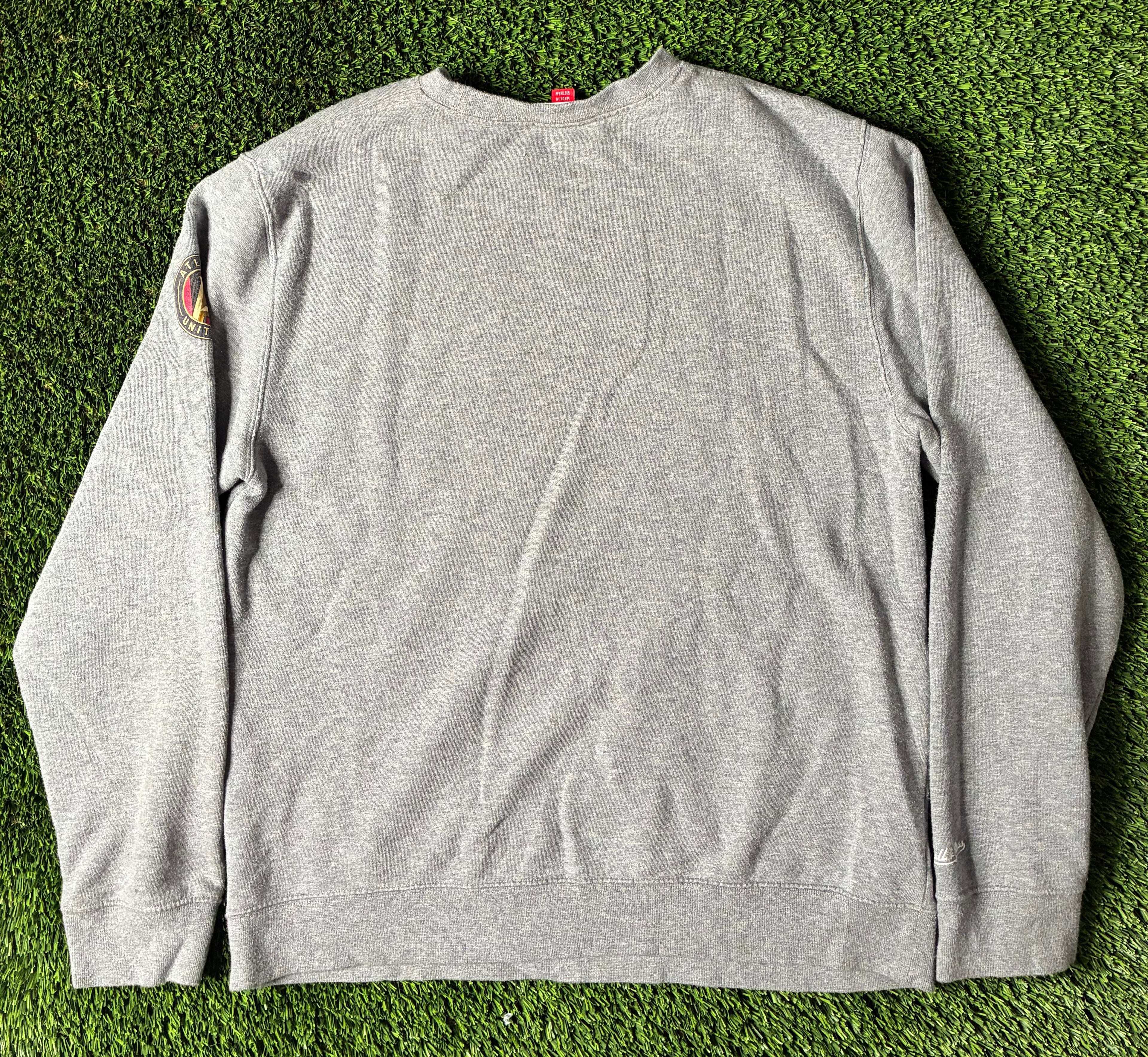 Mitchell & Ness Atlanta United Pullover Sweater Size Men's XL