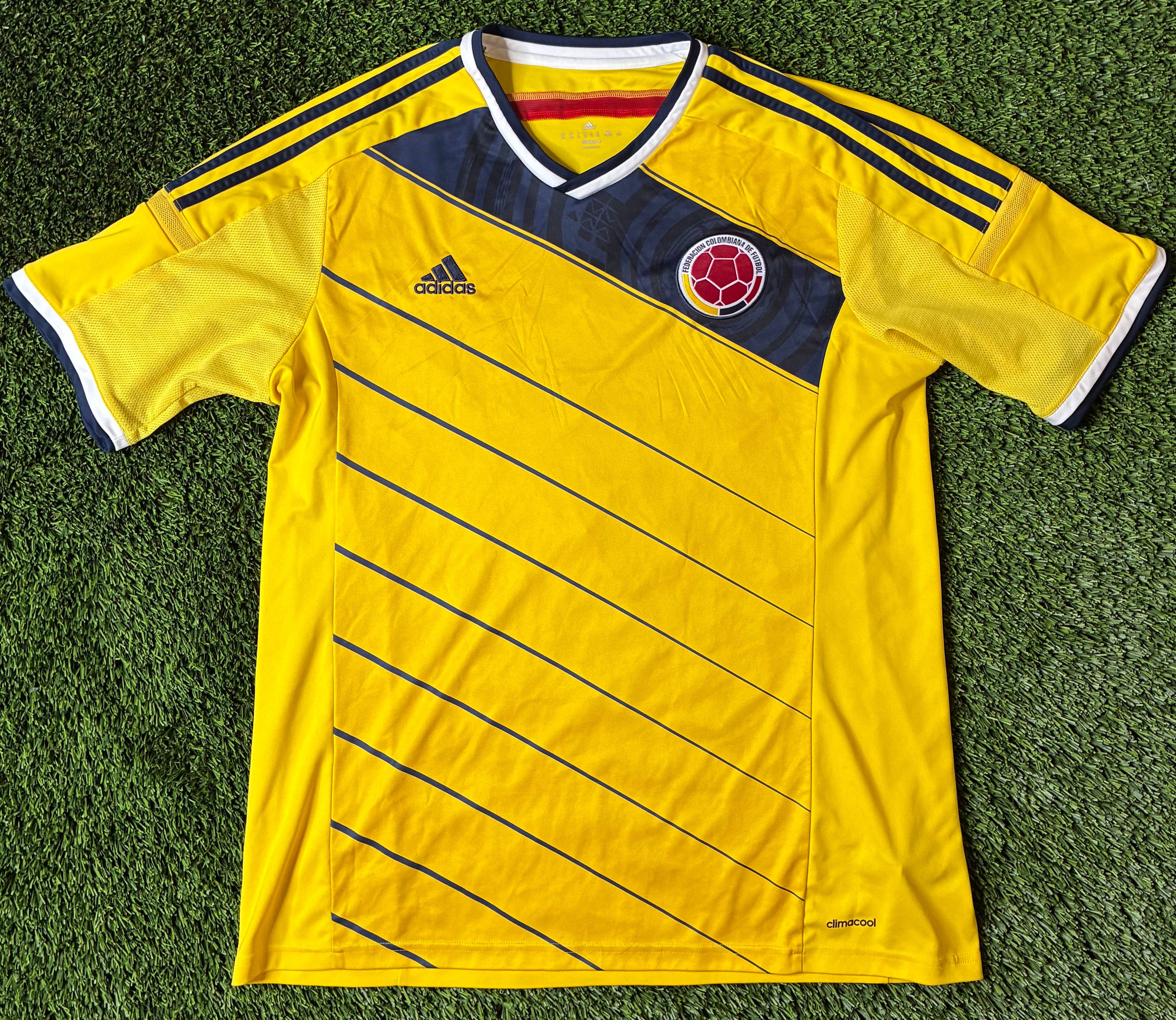 Adidas Colombia 2014 World Cup Jersey Size Men's XL