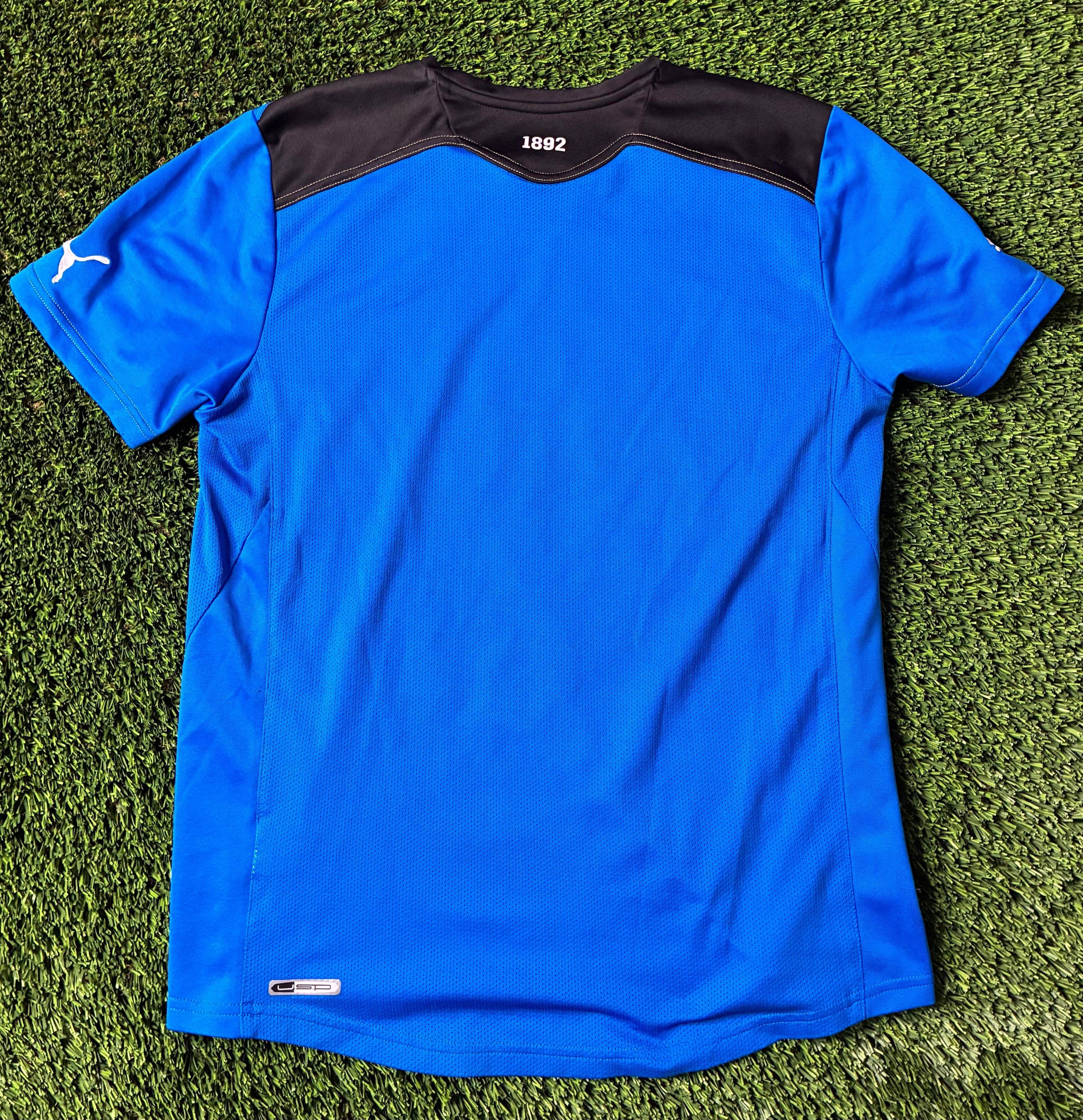 Puma Newcastle United 11/12 Training Jersey Size Men's Medium