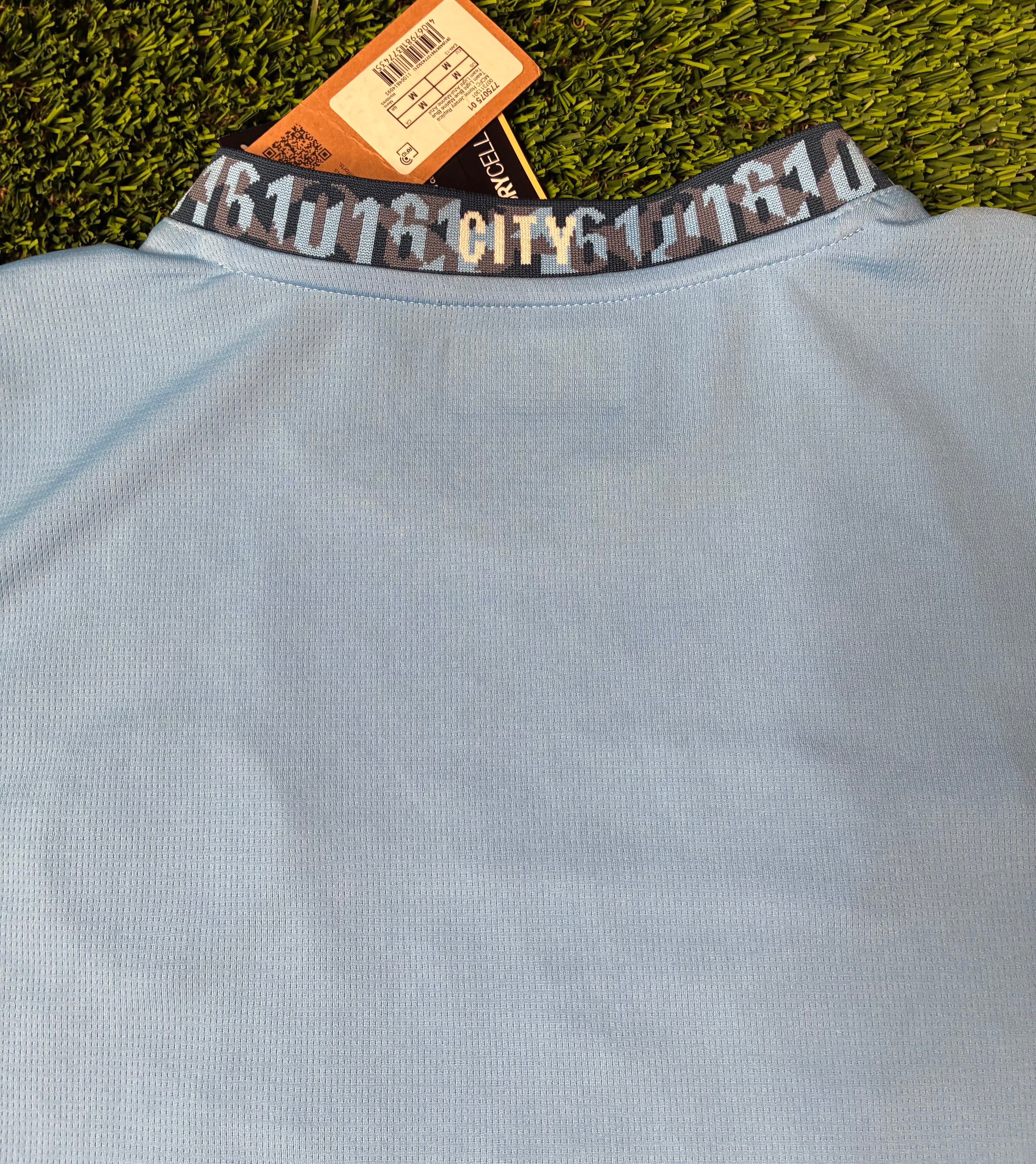 Puma Manchester City 24/25 Home Jersey Size Men's Medium