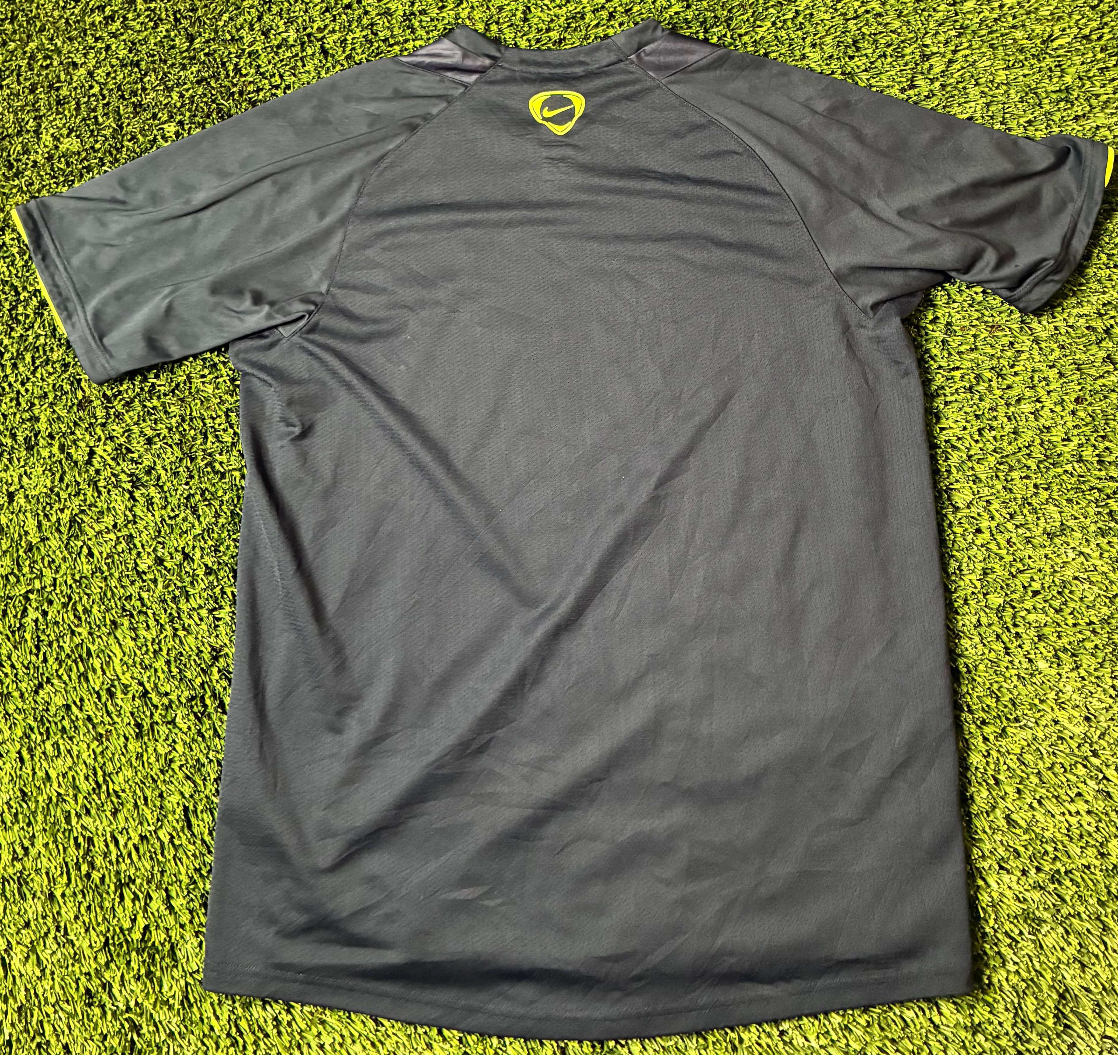 Nike FC Barcelona 07/08 Training Size Medium