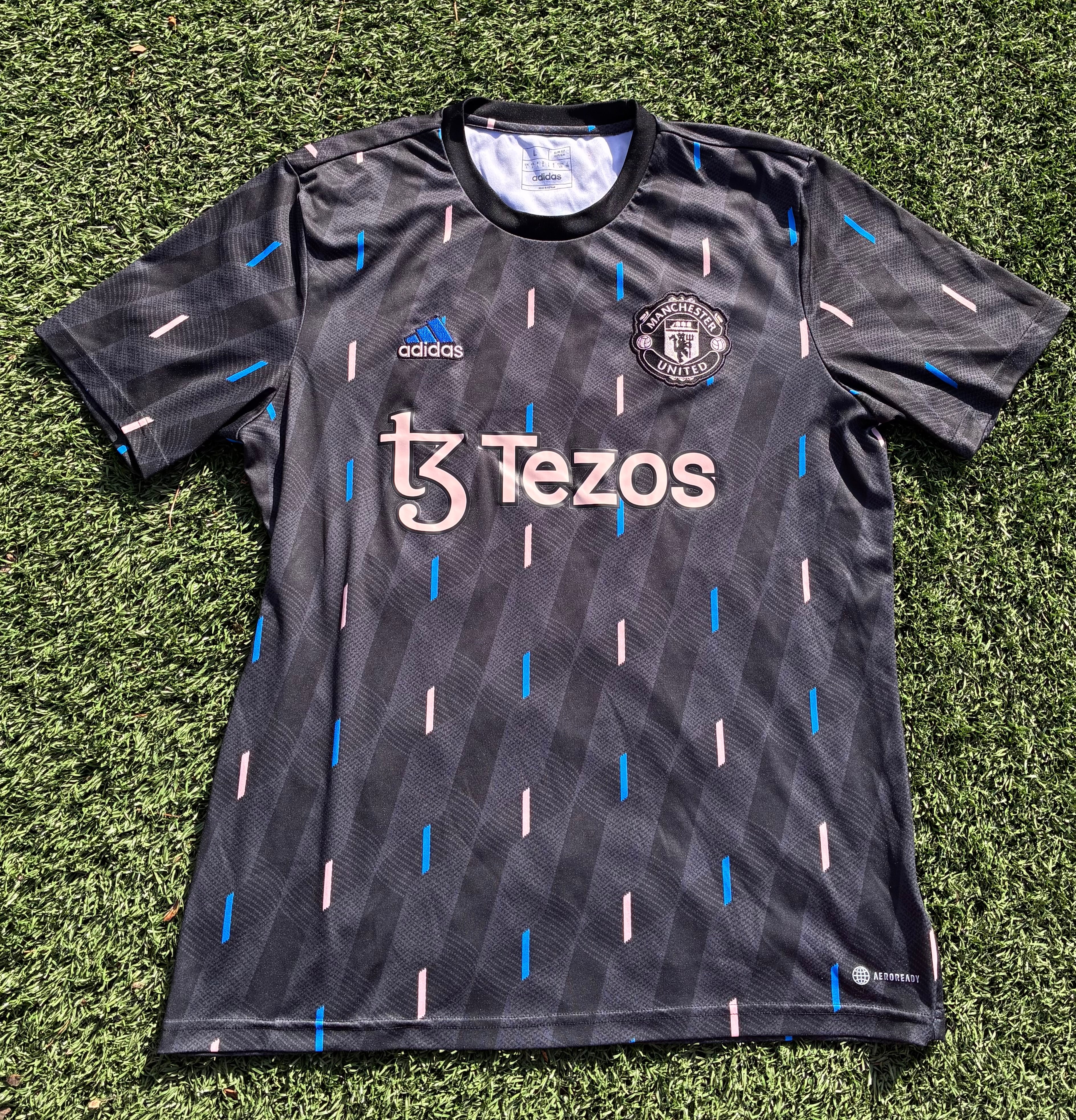 Adidas Manchester United 22/23 Pre Match Jersey Size Men's Large