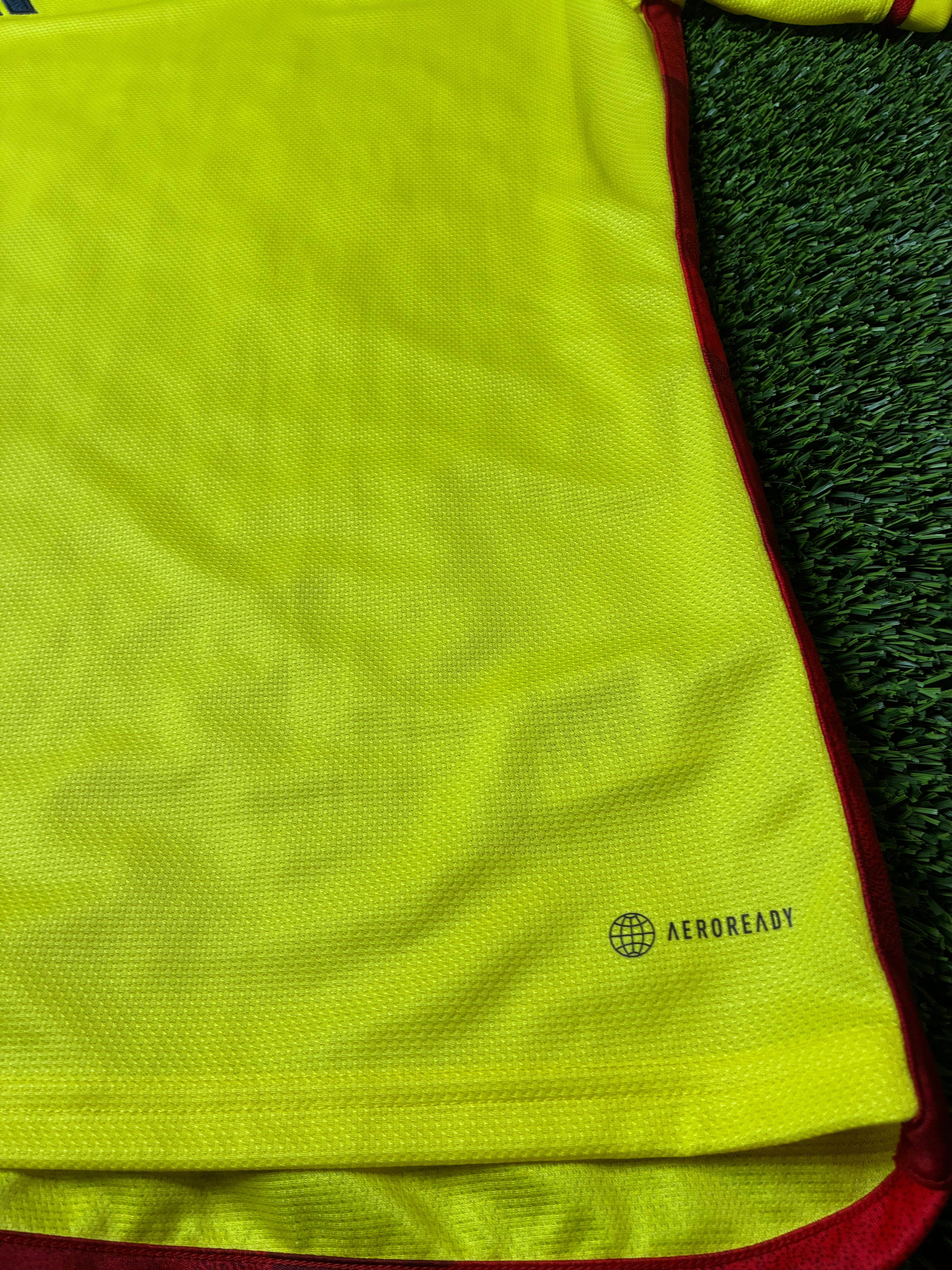 Adidas Colombia 22/23 Home Size Medium
