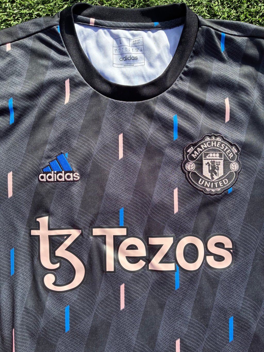 Adidas Manchester United 22/23 Pre Match Jersey Size Men's Large