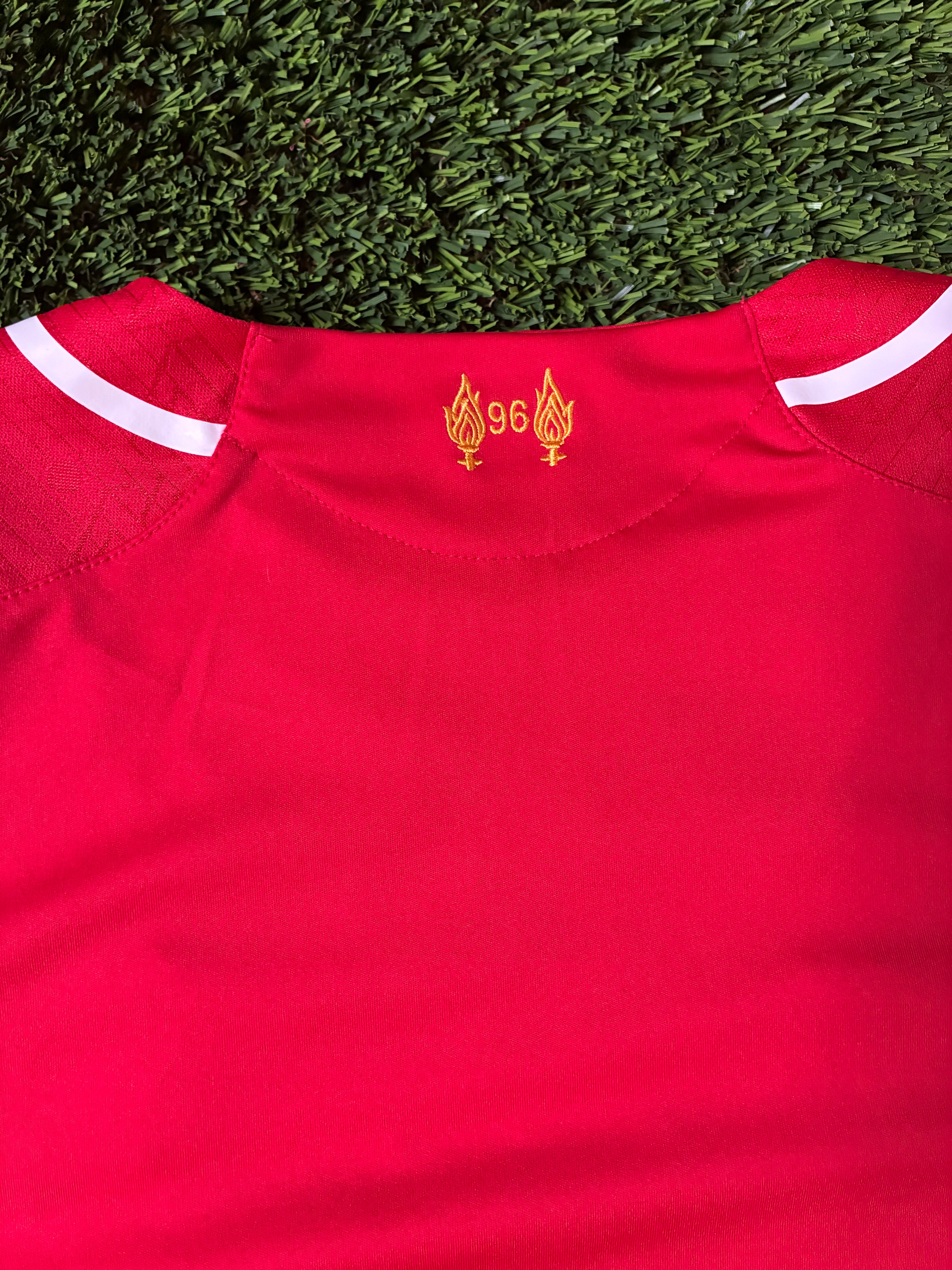 Warrior Liverpool FC 14/15 Home Size Medium