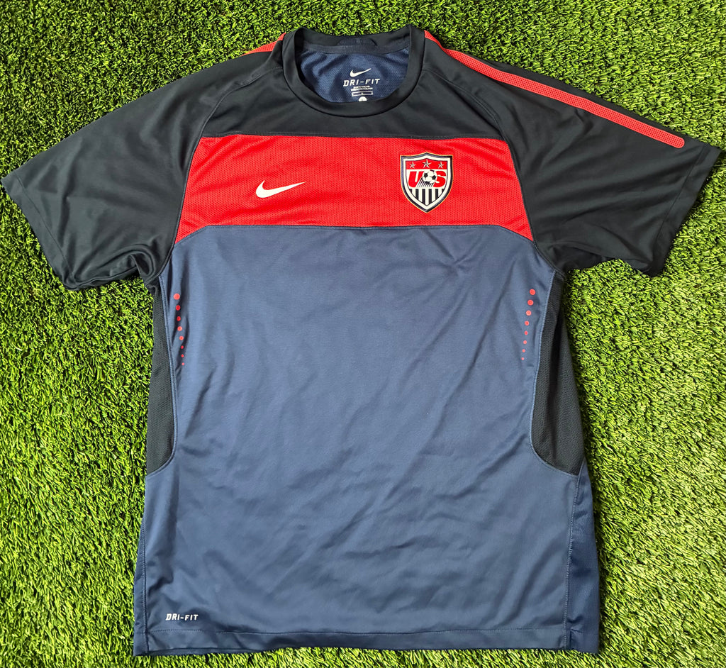 Nike USA 12/13 Training Jersey Size Men’s Large