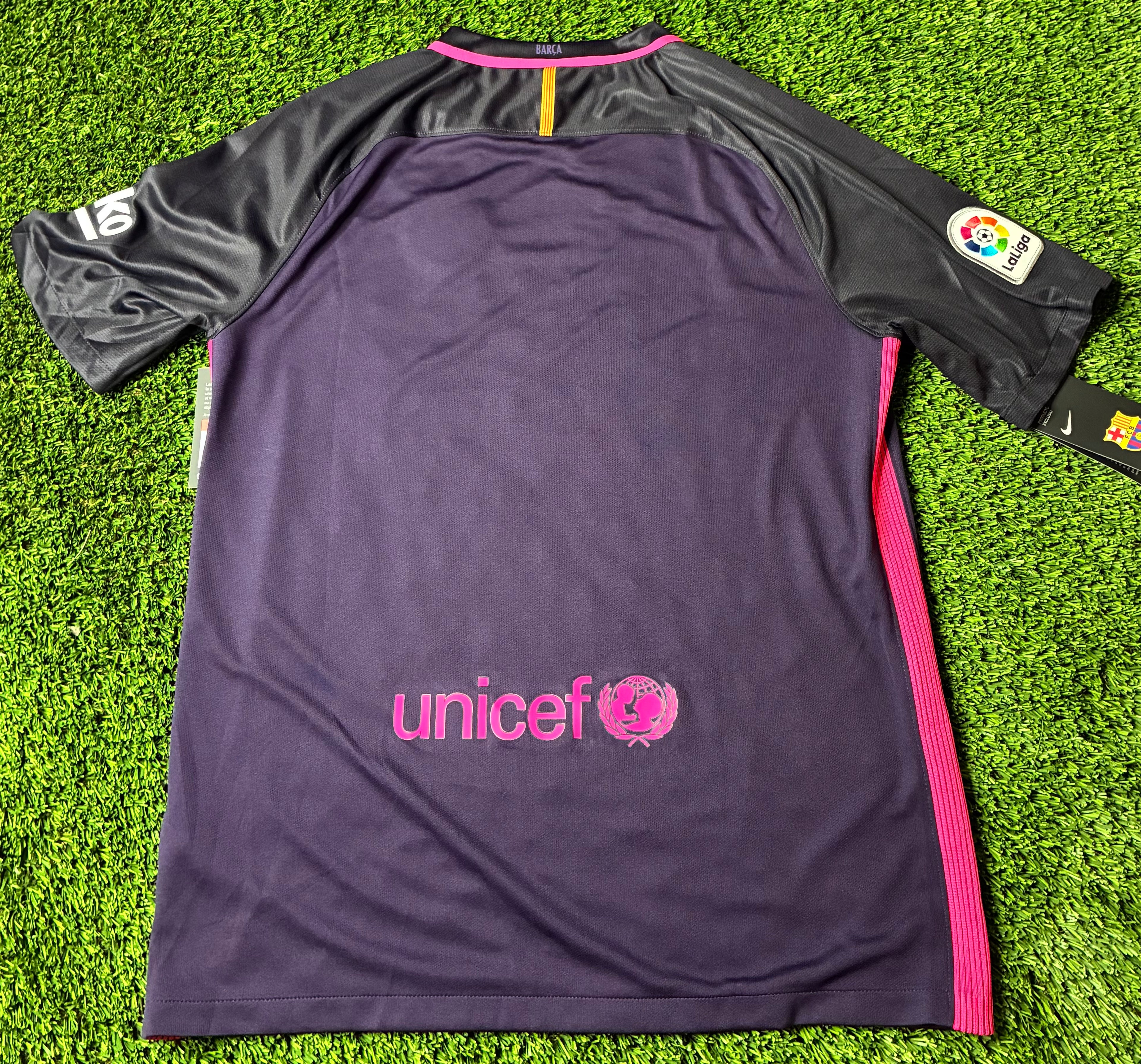 Nike Barcelona 16/17 Away Jersey Size Men’s Large