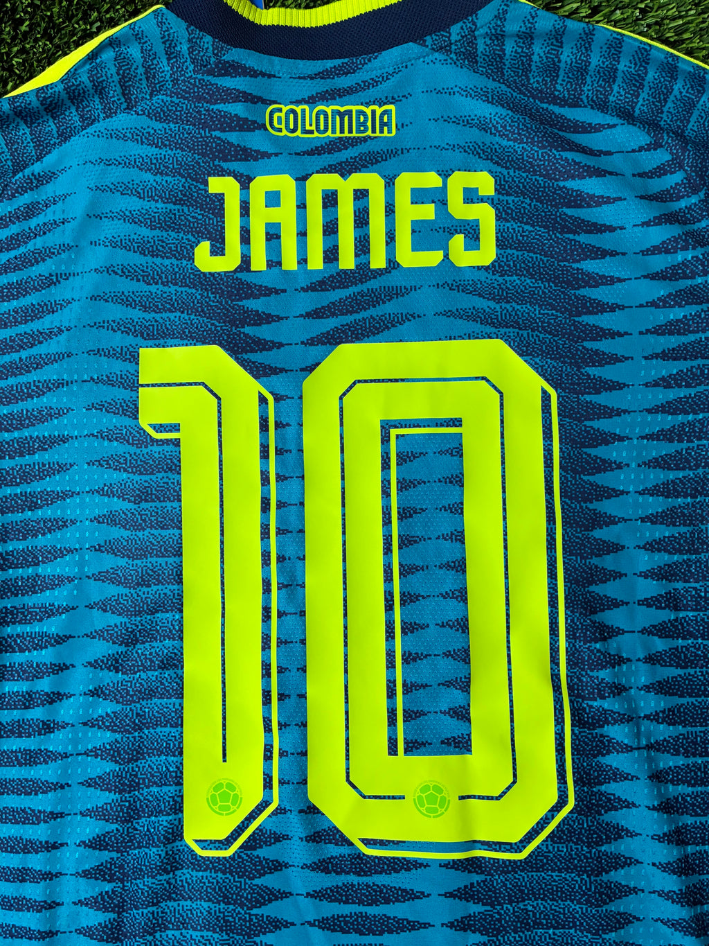 Adidas James #10 Colombia 2026 Away Player Version Size Medium