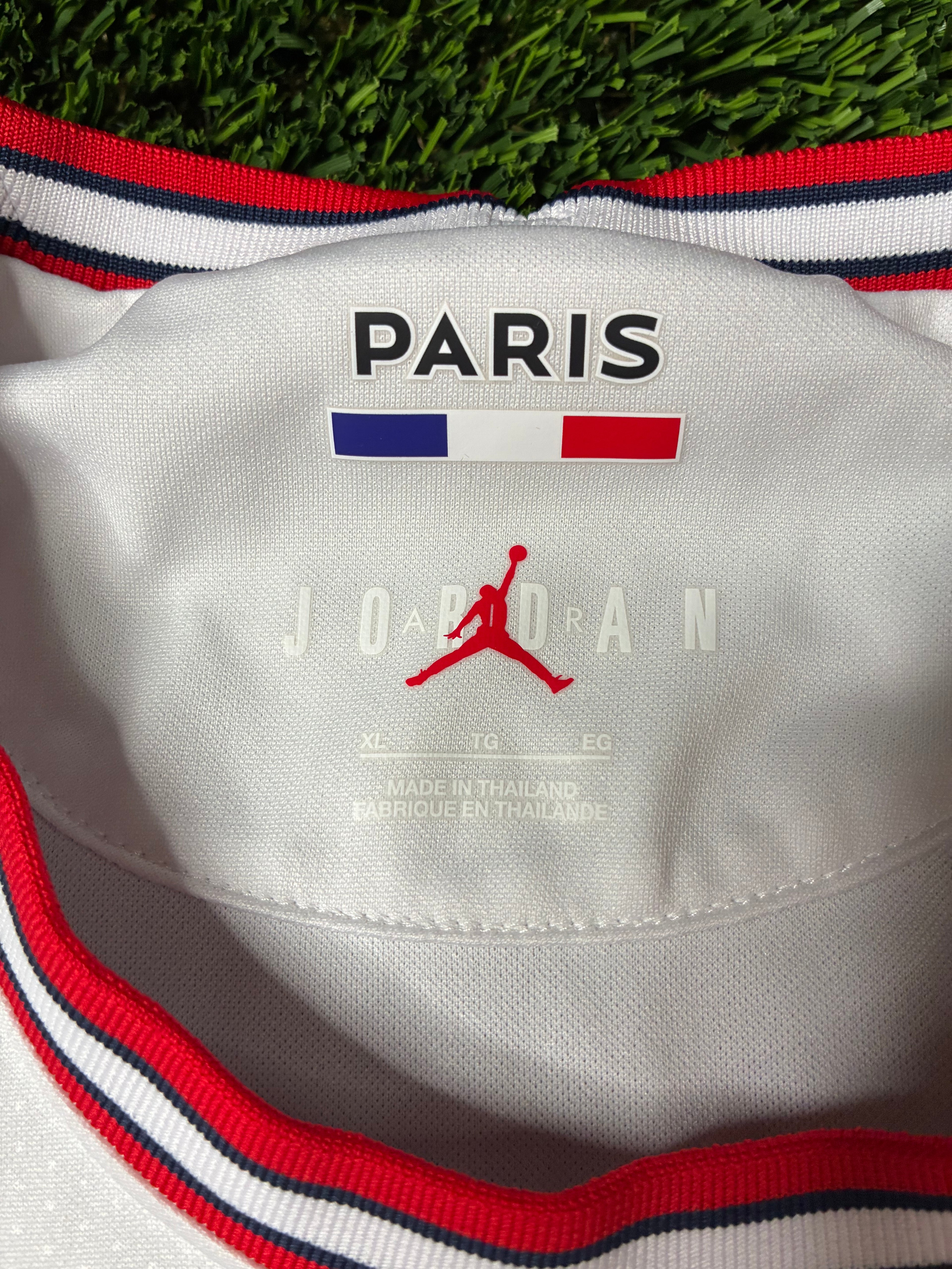 Nike Air Jordan PSG 21/22 4th Jersey Size Men's XL