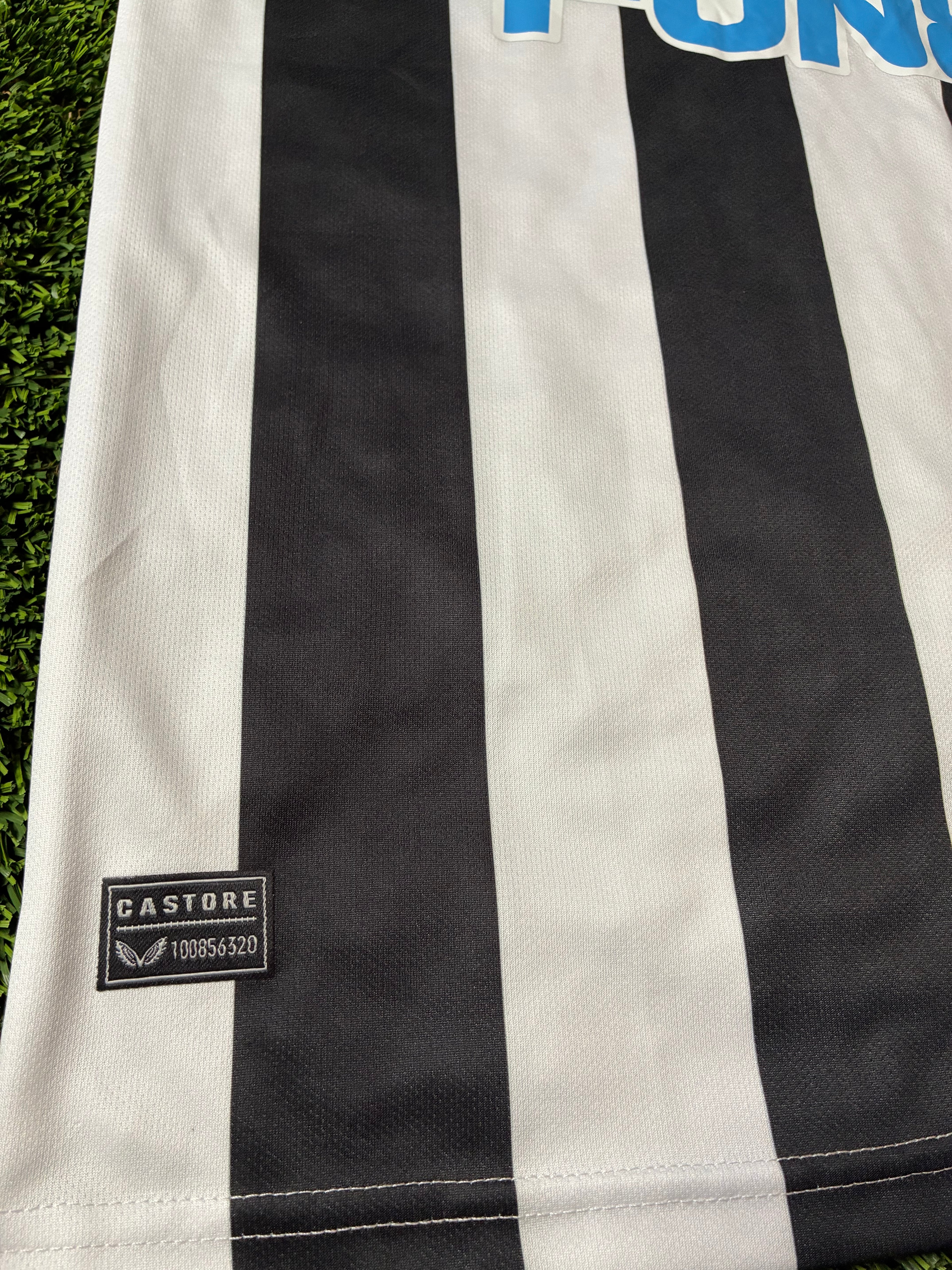 Castore Newcastle United 22/23 Home Size Medium