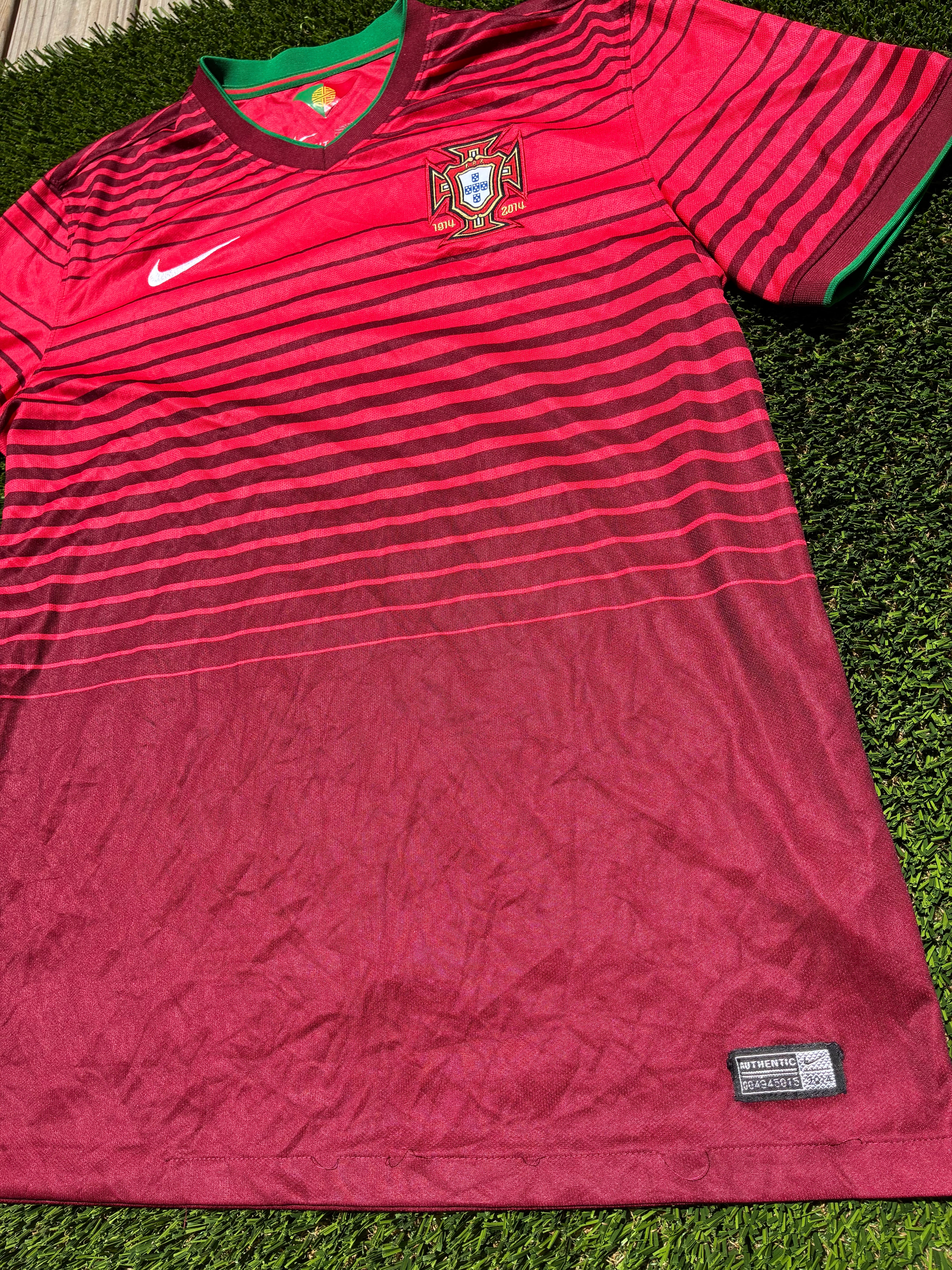 Nike Portugal 2014 World Cup Home Jersey Size Men's Large