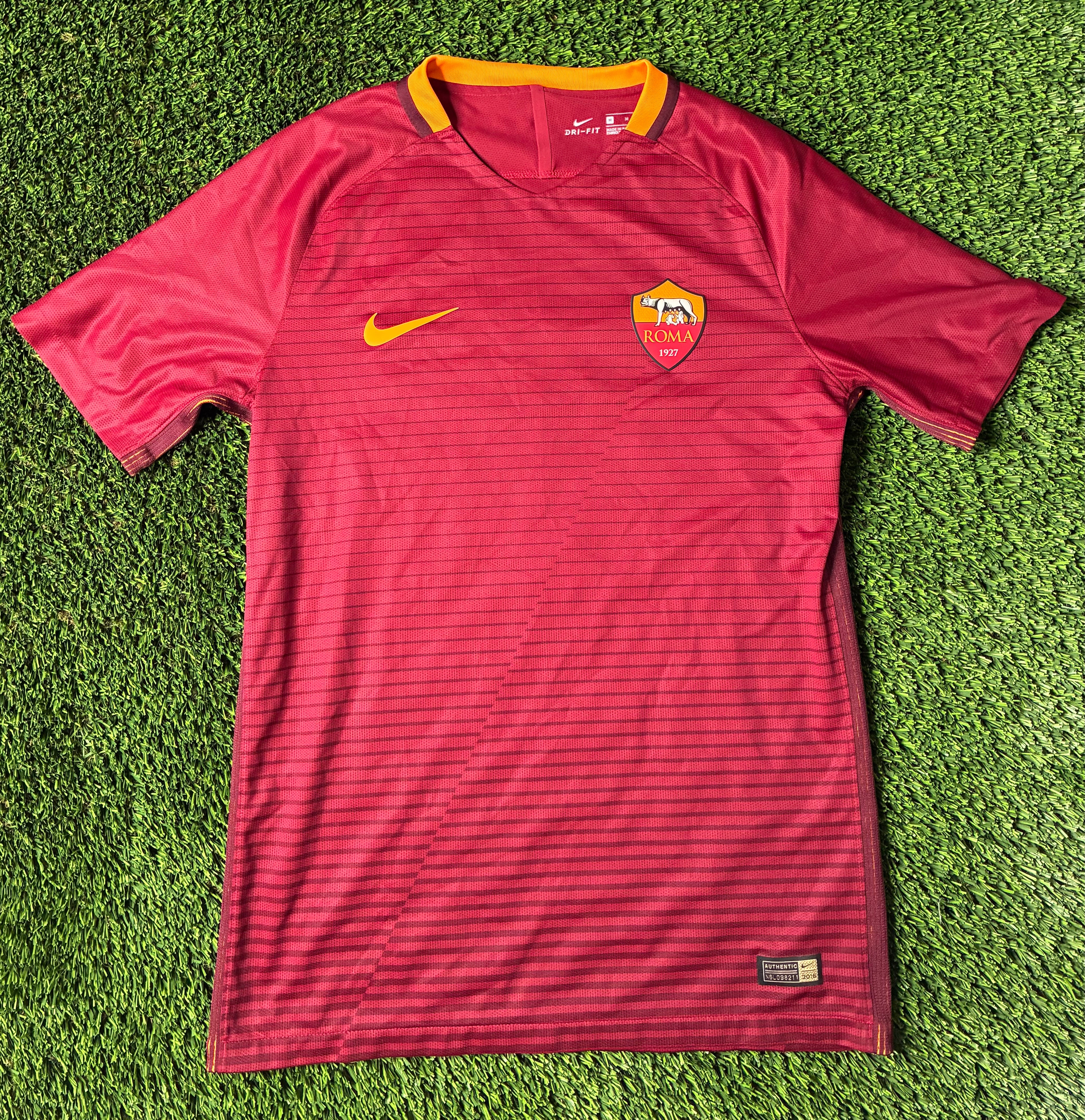 Replica AS Roma 16/17 Home Jersey Size Men's Medium