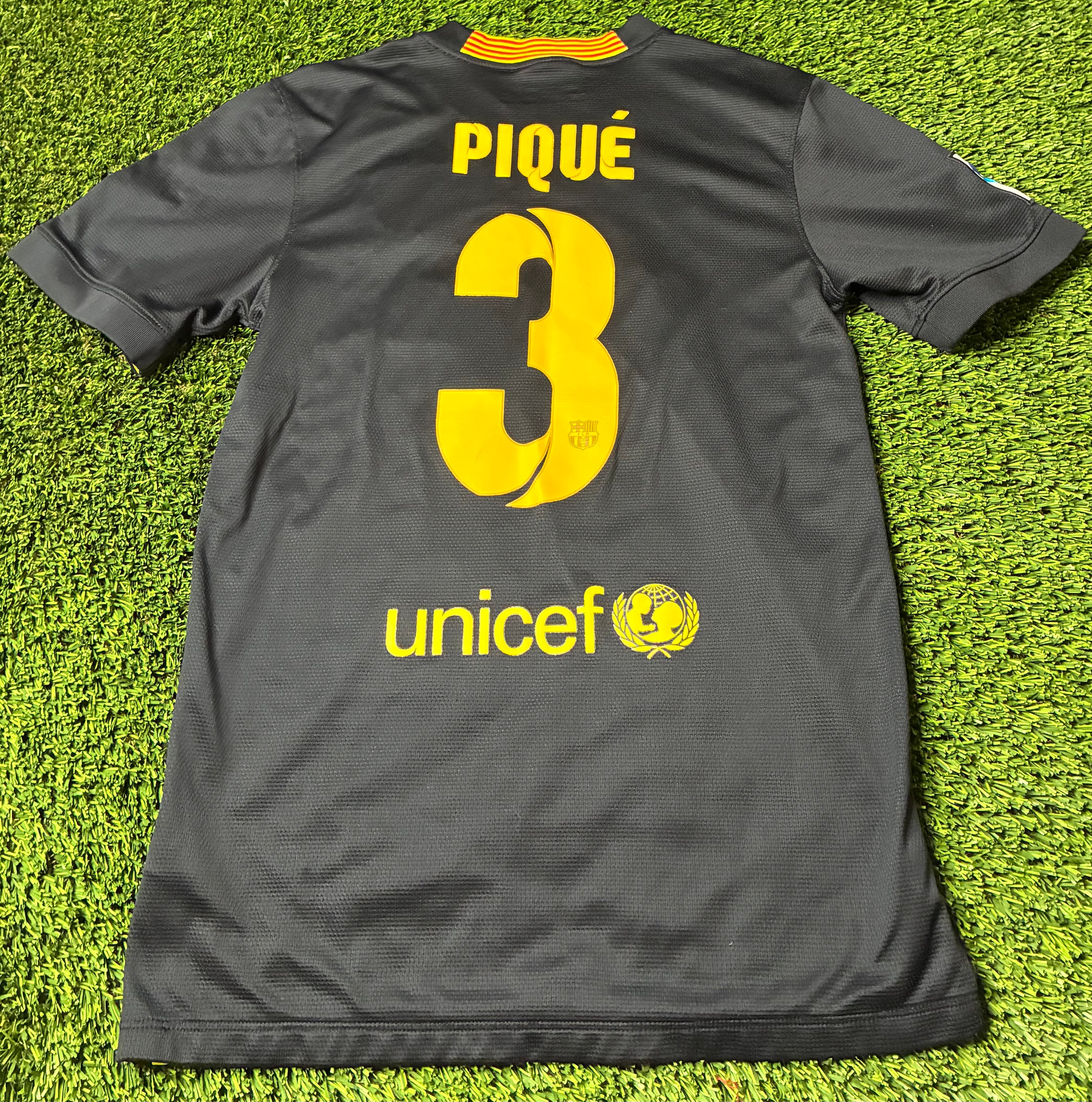 Nike Pique #3 Barcelona 13/14 Third Jersey Size Men's Small