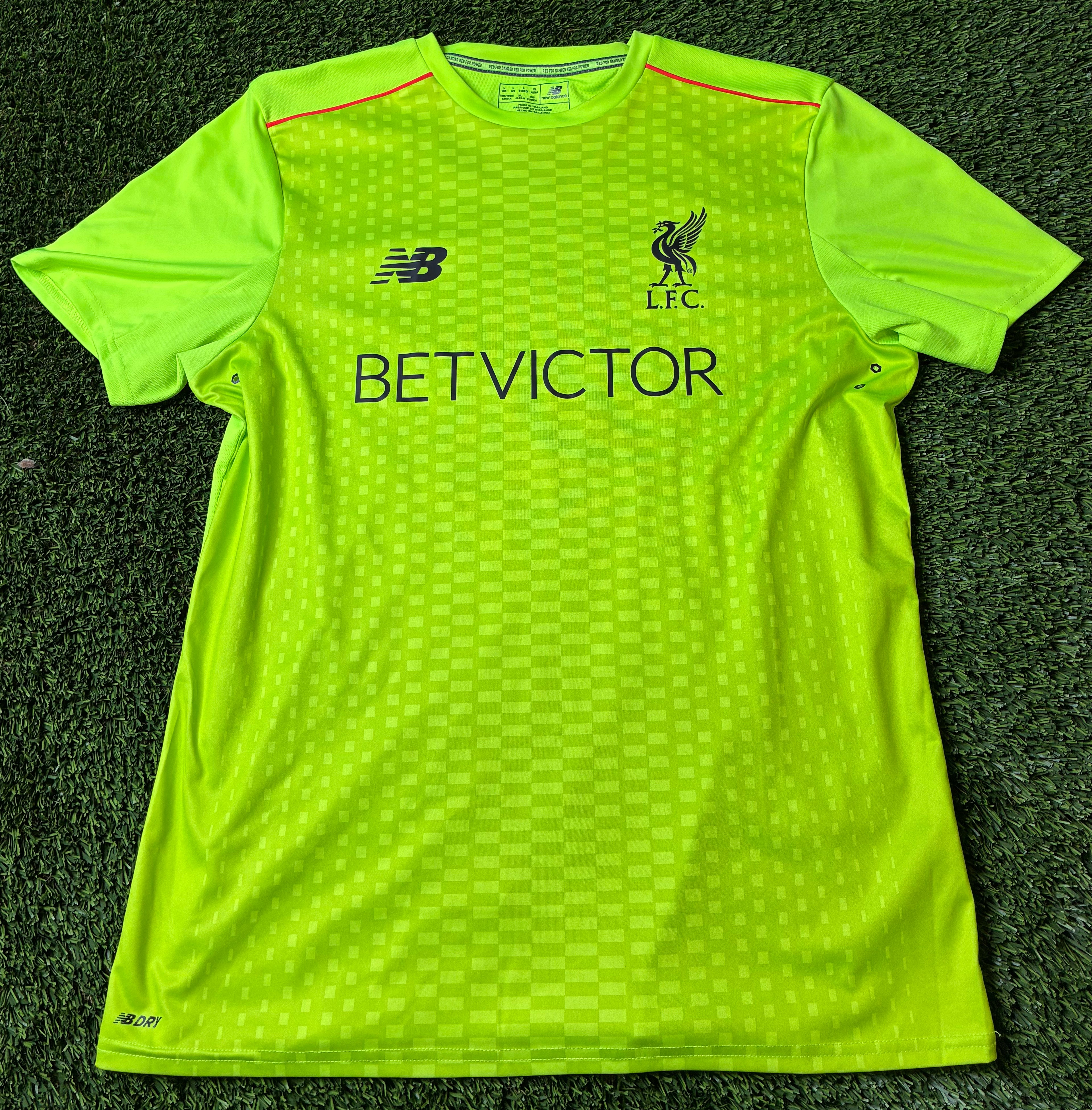 New Balance Liverpool 16/17 Training Jersey Size Men's Large