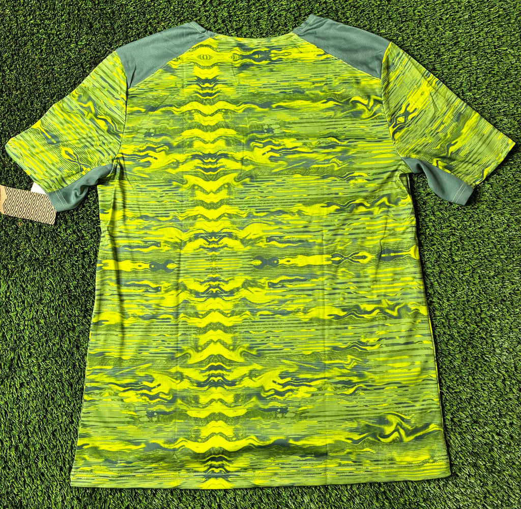Green Umbro Custom Jersey Size Men's Large