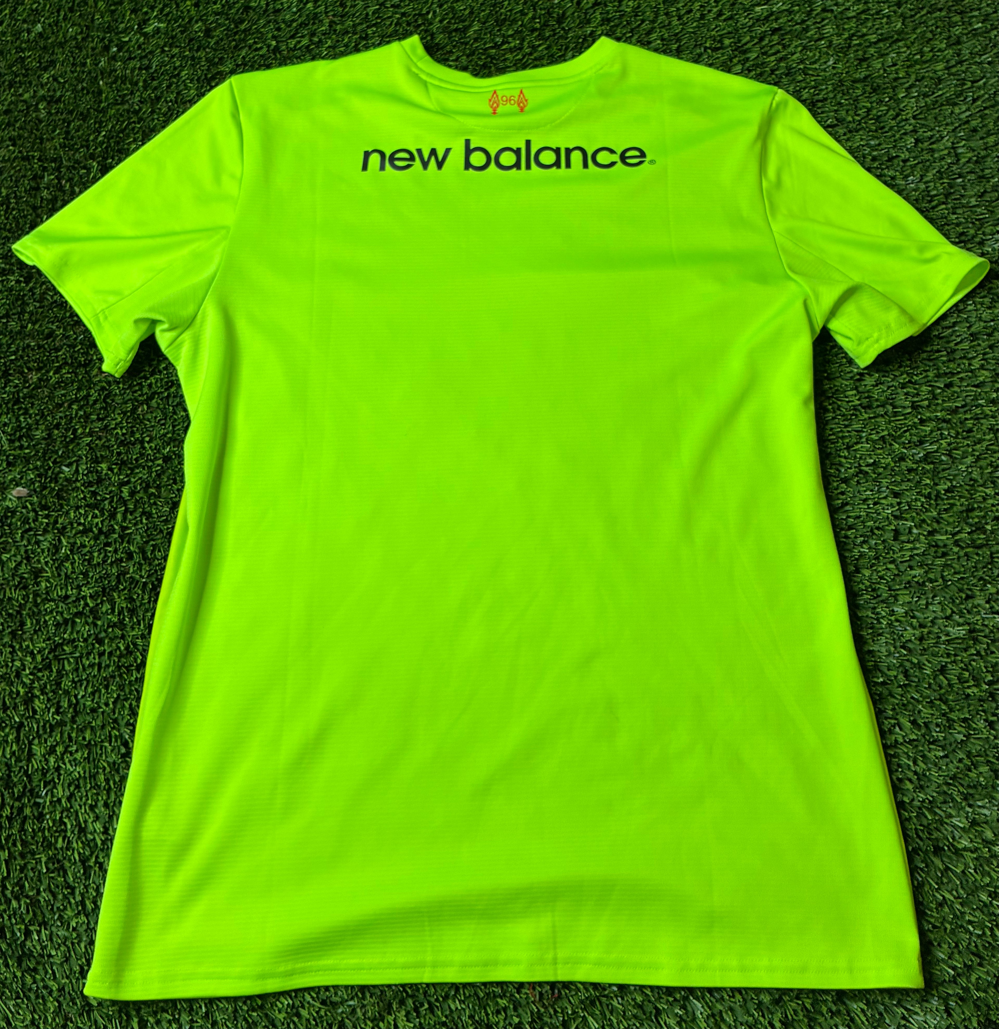 New Balance Liverpool 16/17 Training Jersey Size Men's Large
