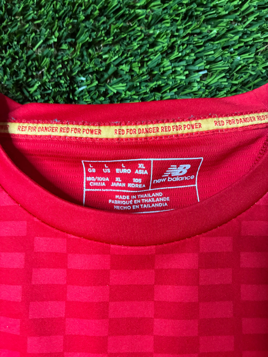 New Balance Liverpool 16/17 Training Jersey Size Men’s Large