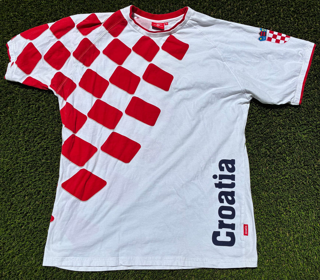 Croatia Fan T-Shirt Size Men’s 2XL