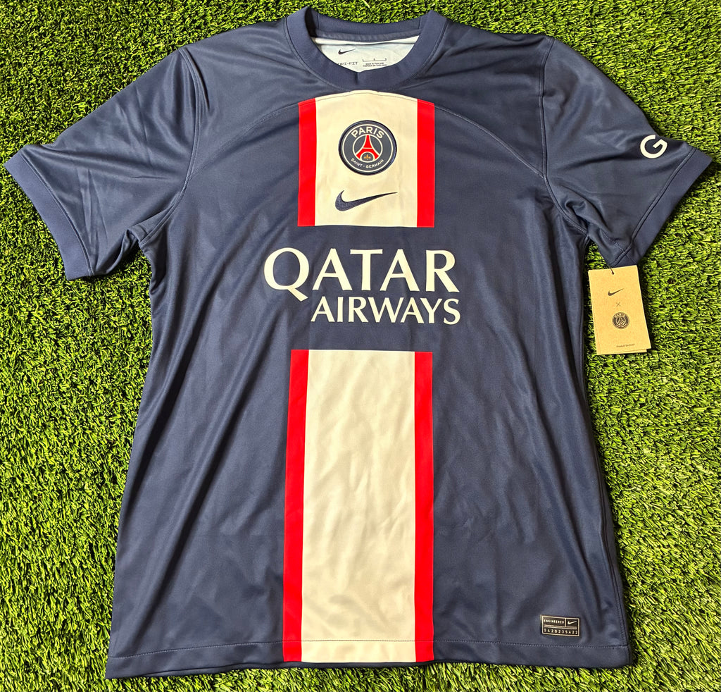 Nike Mbappe #7 PSG 22/23 Home Size Large