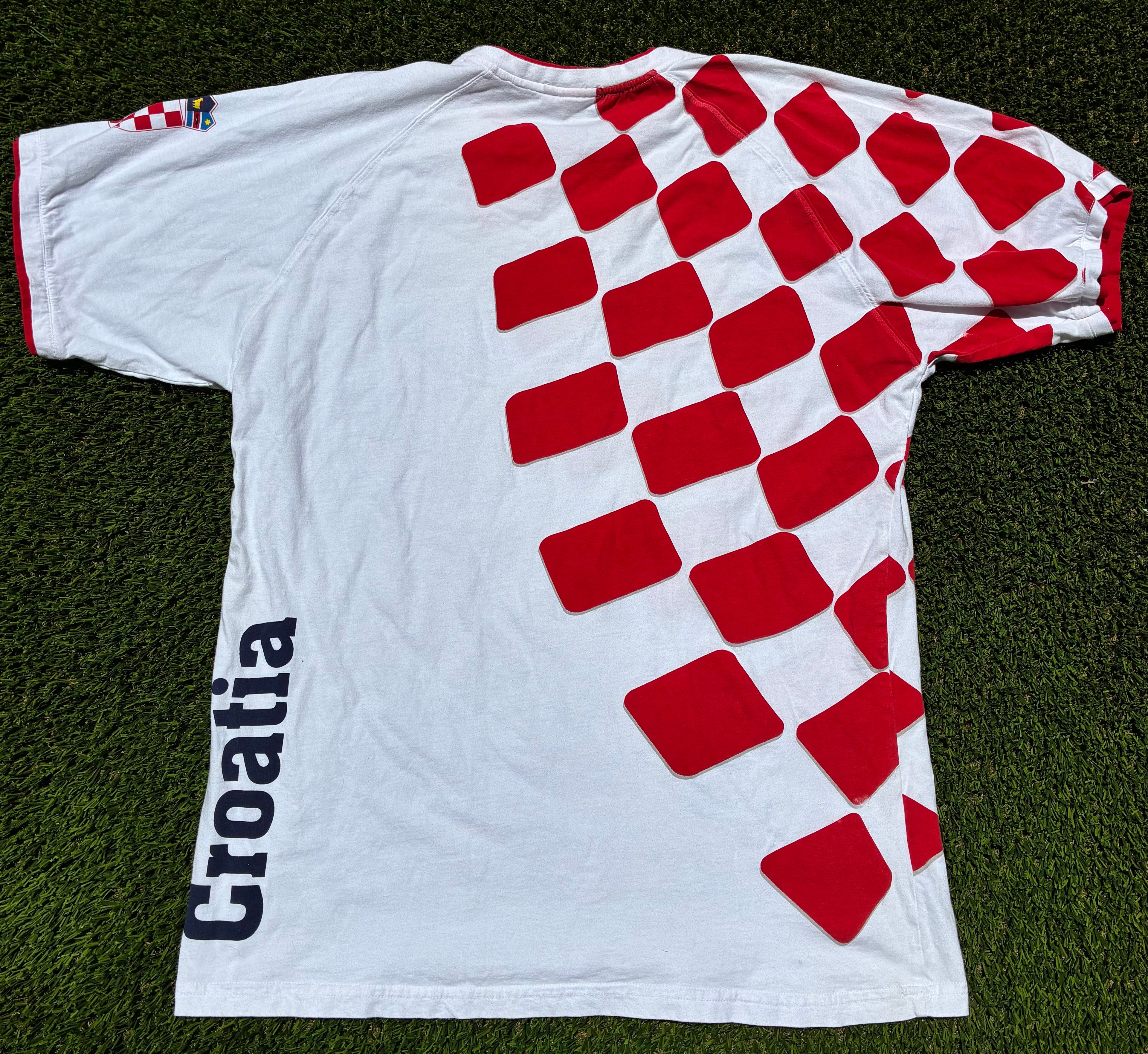 Croatia Fan T-Shirt Size Men’s 2XL