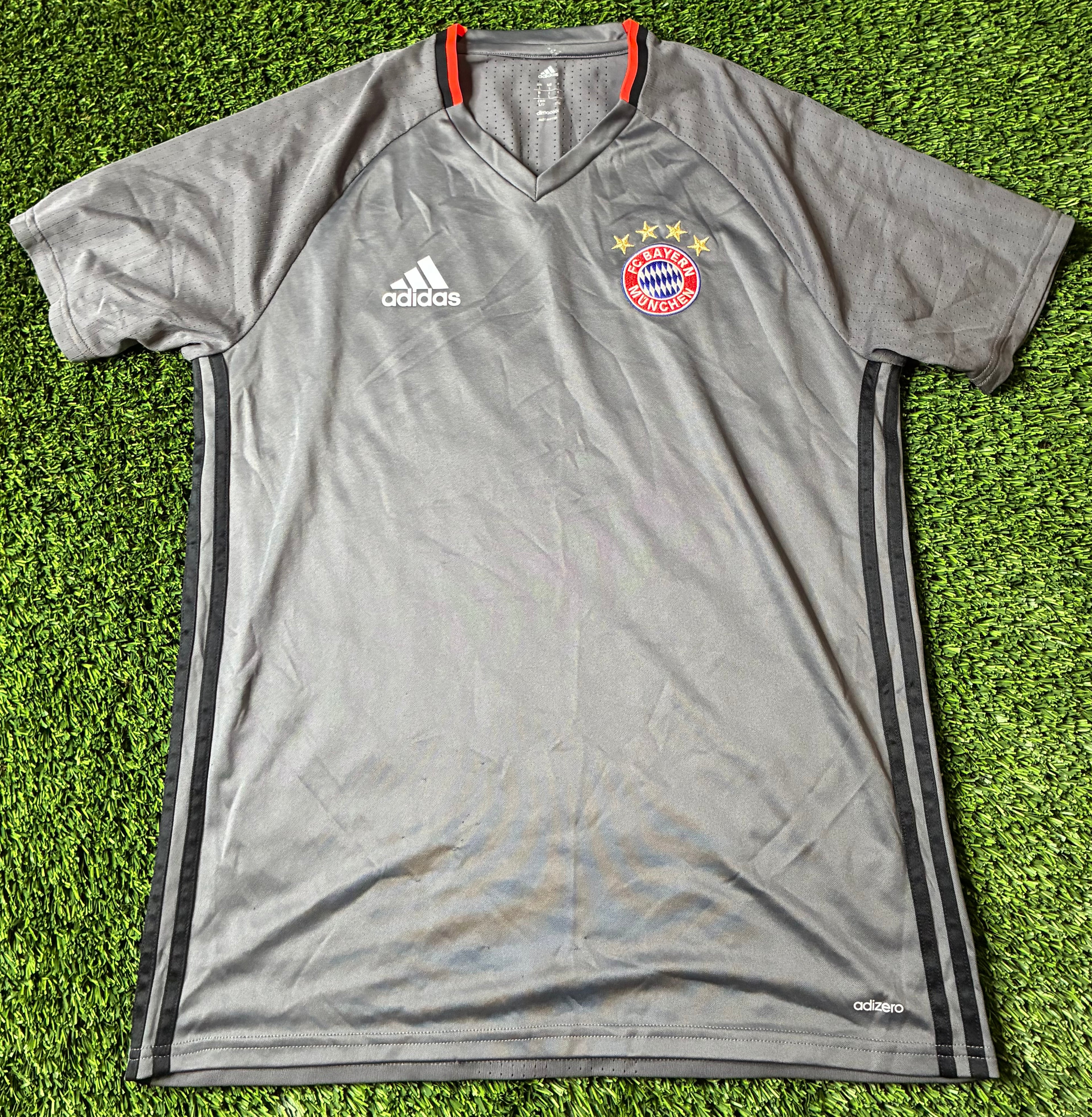 Adidas Bayern Munich 16/17 Training Size Large