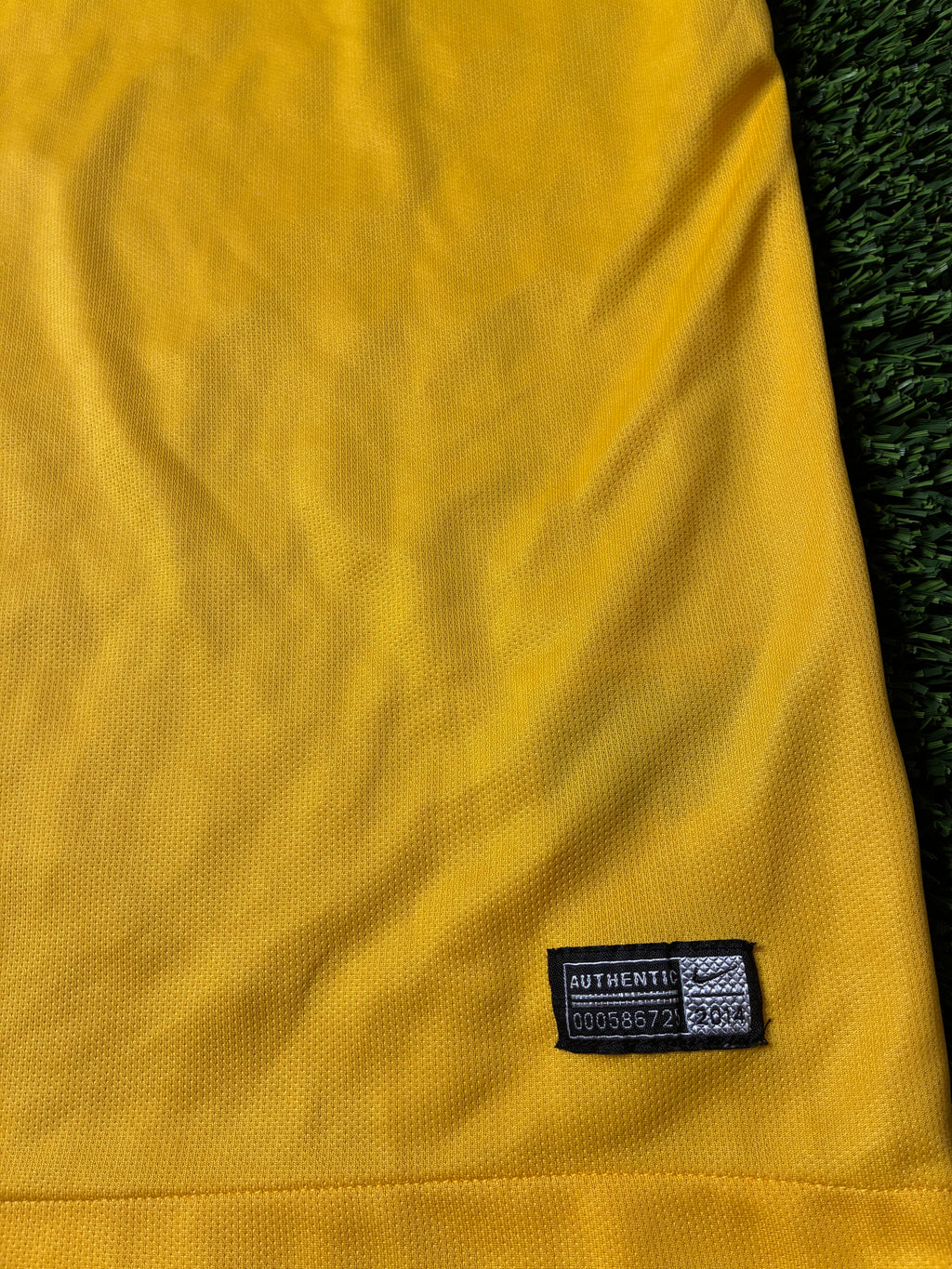 Nike Brazil 2014 World Cup Home Jersey Size Men's Large