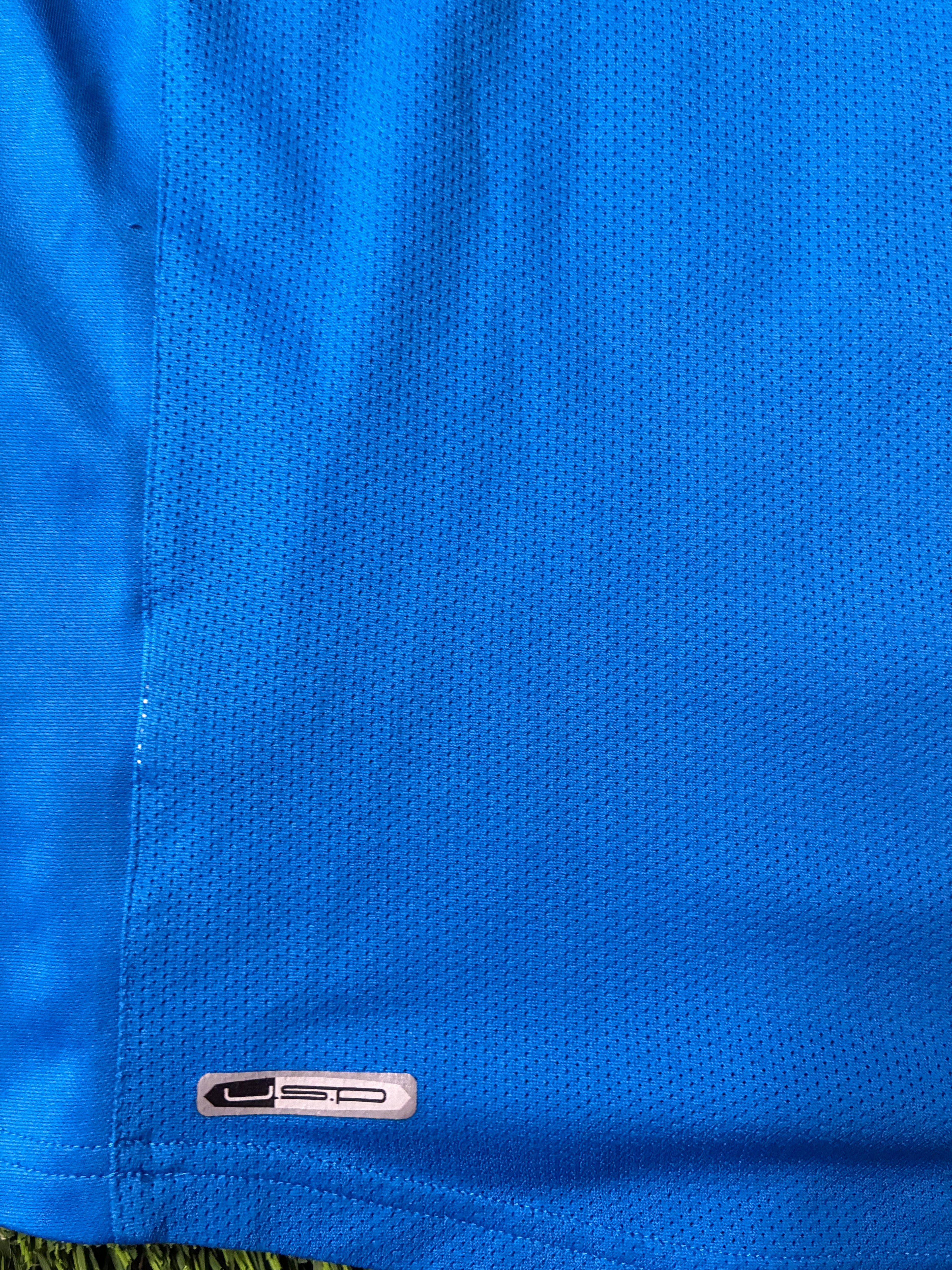Puma Newcastle United 11/12 Training Jersey Size Men's Medium