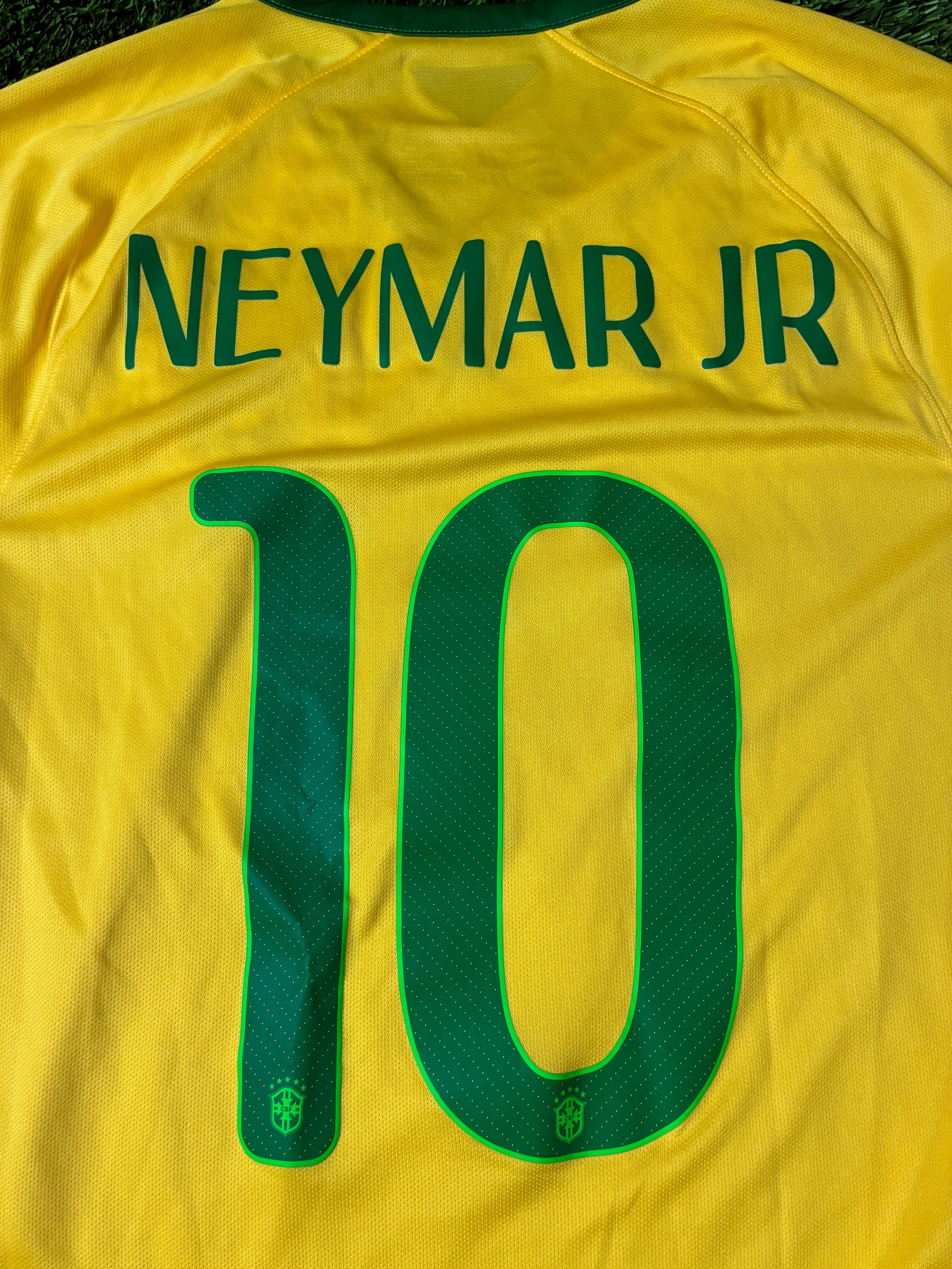 Nike Neymar #10 Brazil 2014 World Cup Home Jersey Size Men’s Small