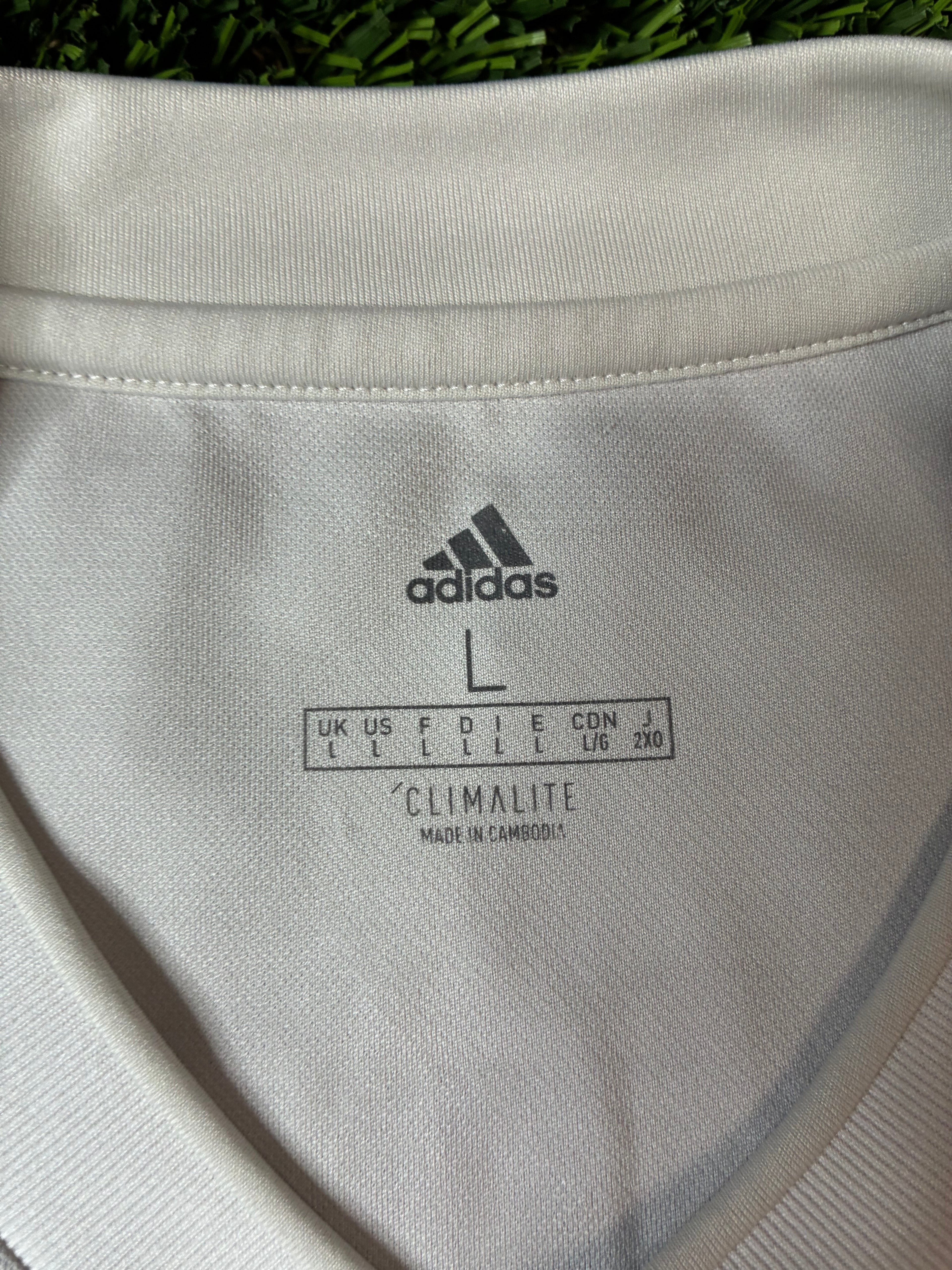 Adidas Ronaldo #7 Juventus 19/20 Away Size Large