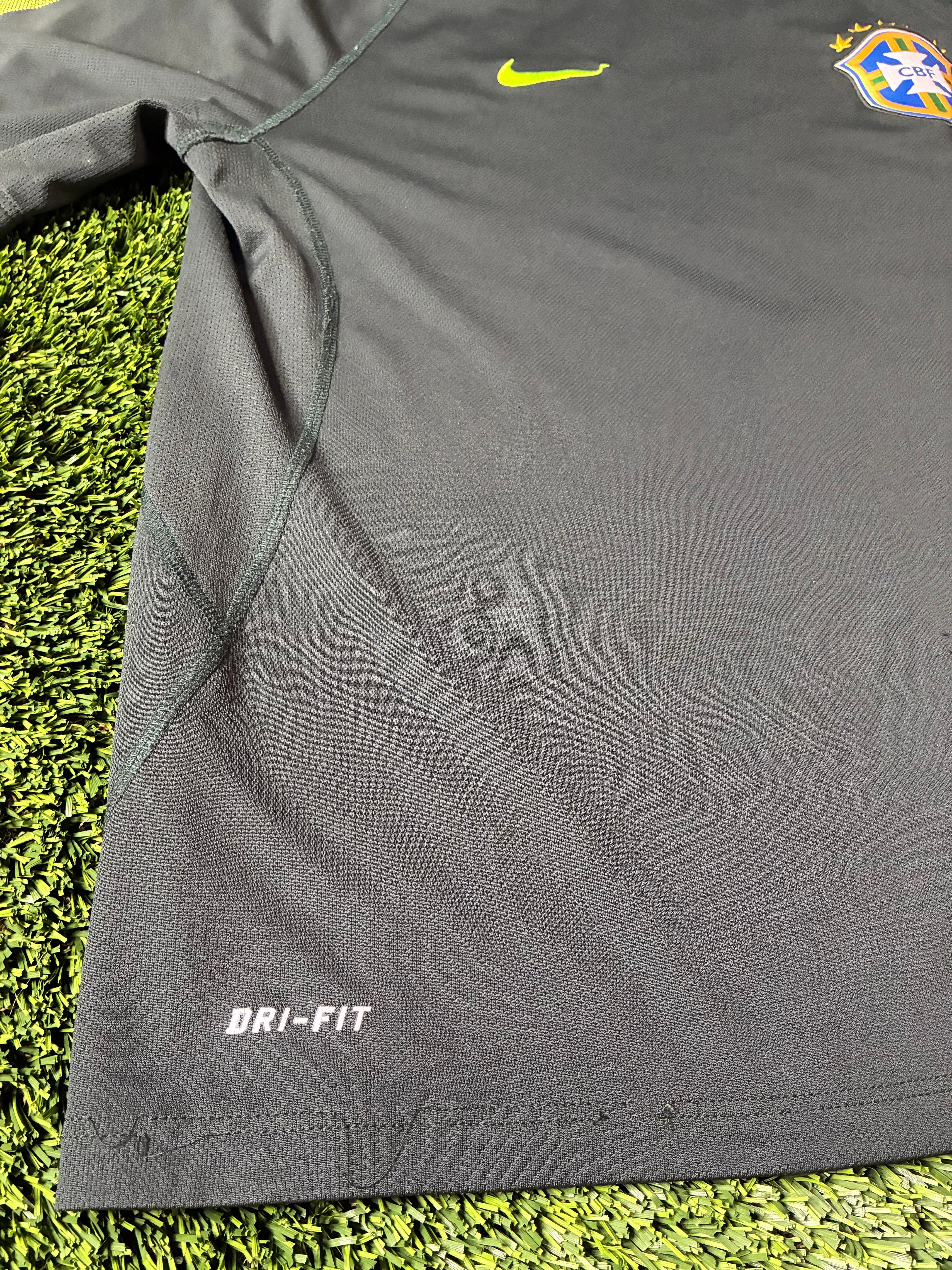 Nike Brazil 2014 Training Jersey Size XL