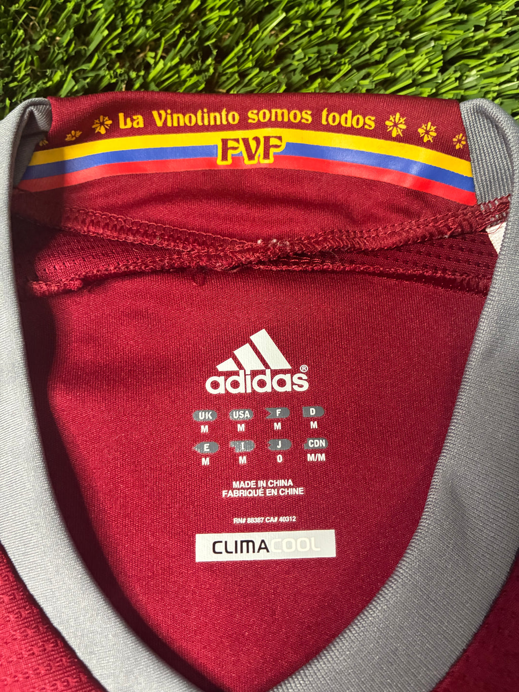 Adidas Venezuela 11/12 Home Jersey Size Men's Medium