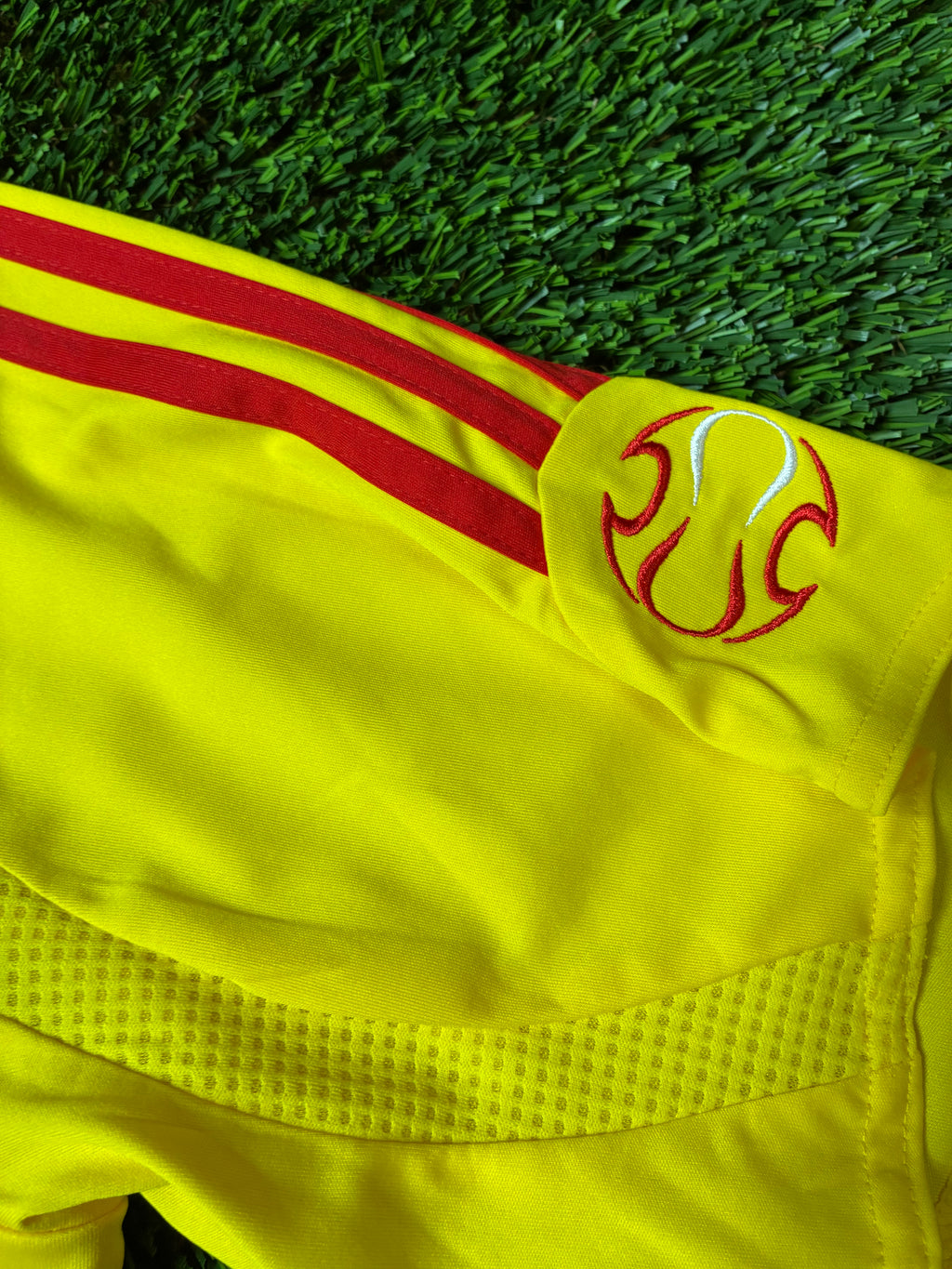Adidas Liverpool 06/07 Away Jersey Size Men's Medium