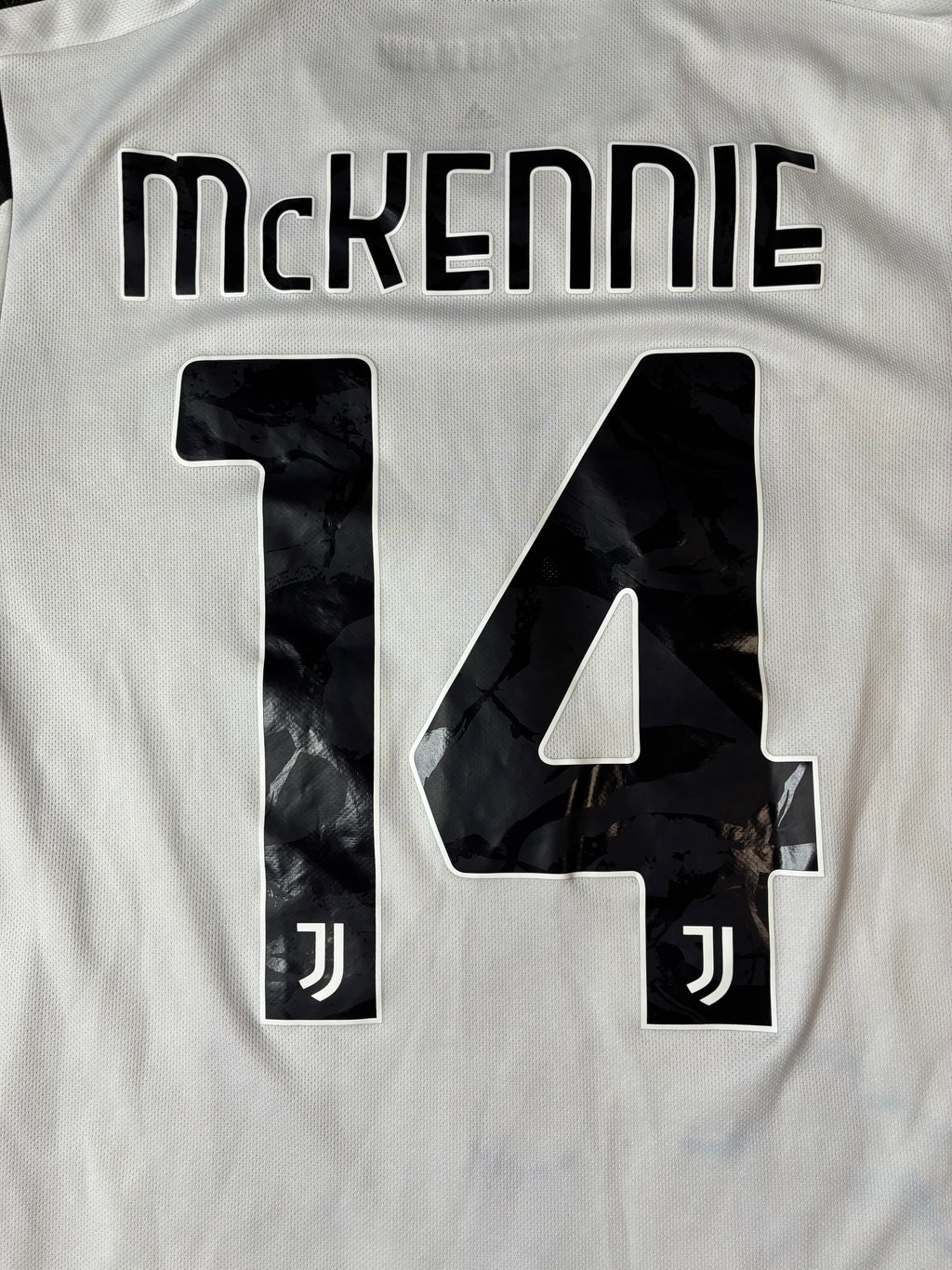 Adidas McKennie #14 Juventus 21/22 Home Size Small