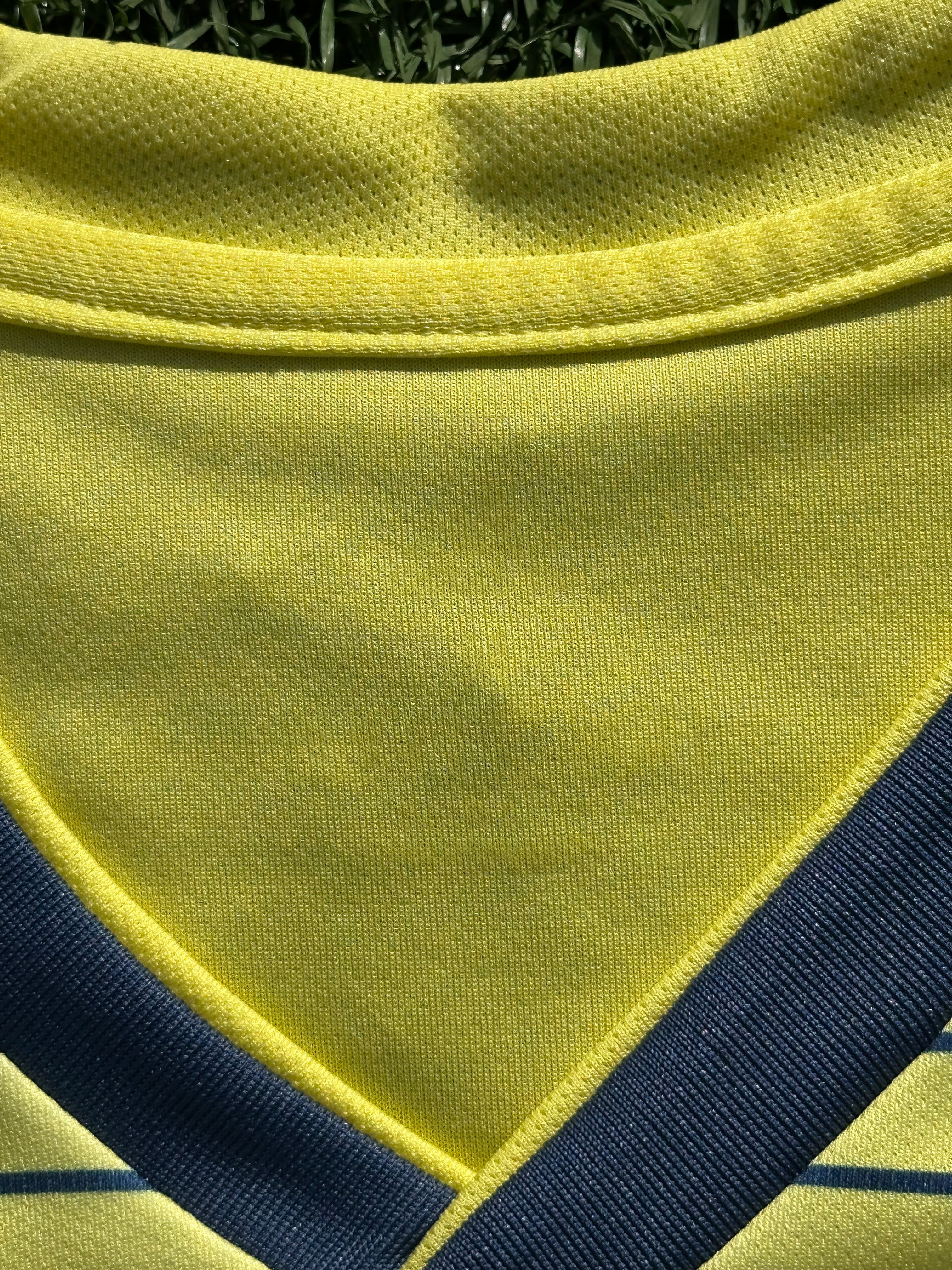 Adidas Colombia 19/20 Home Jersey Size Men’s Medium