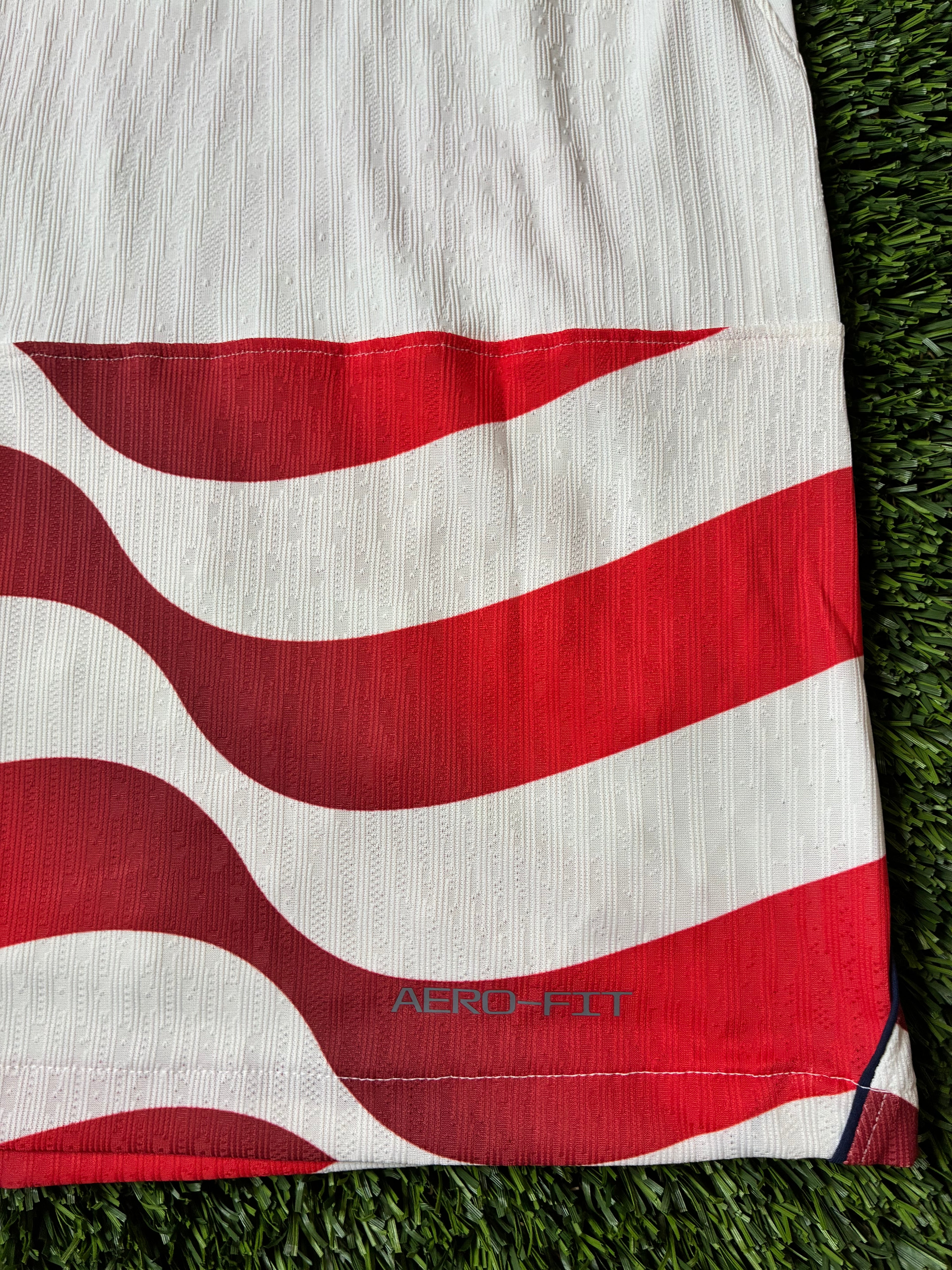 Nike USA 2026 Home Player Version Size Small