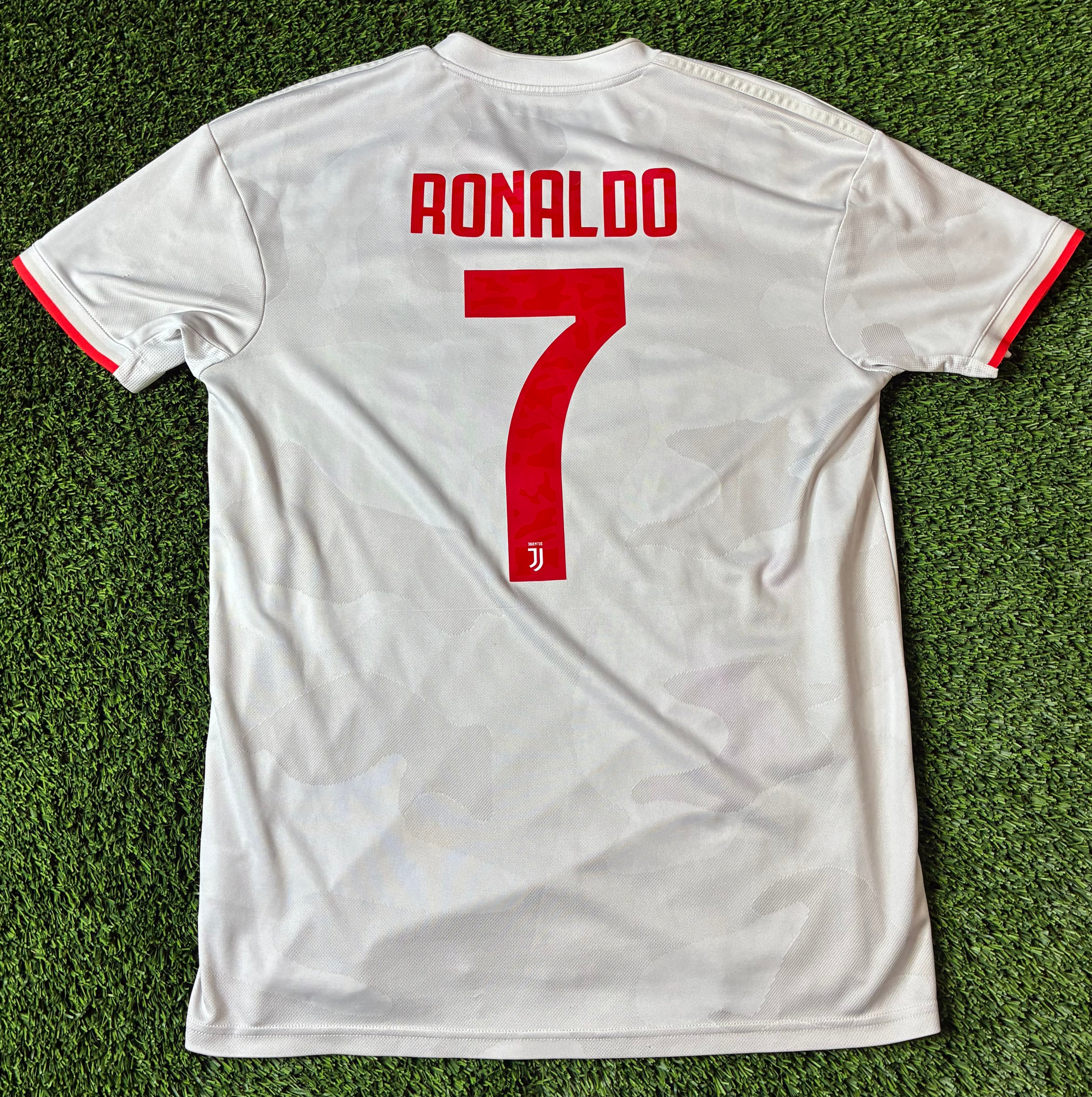 Adidas Ronaldo #7 Juventus 19/20 Away Size Large