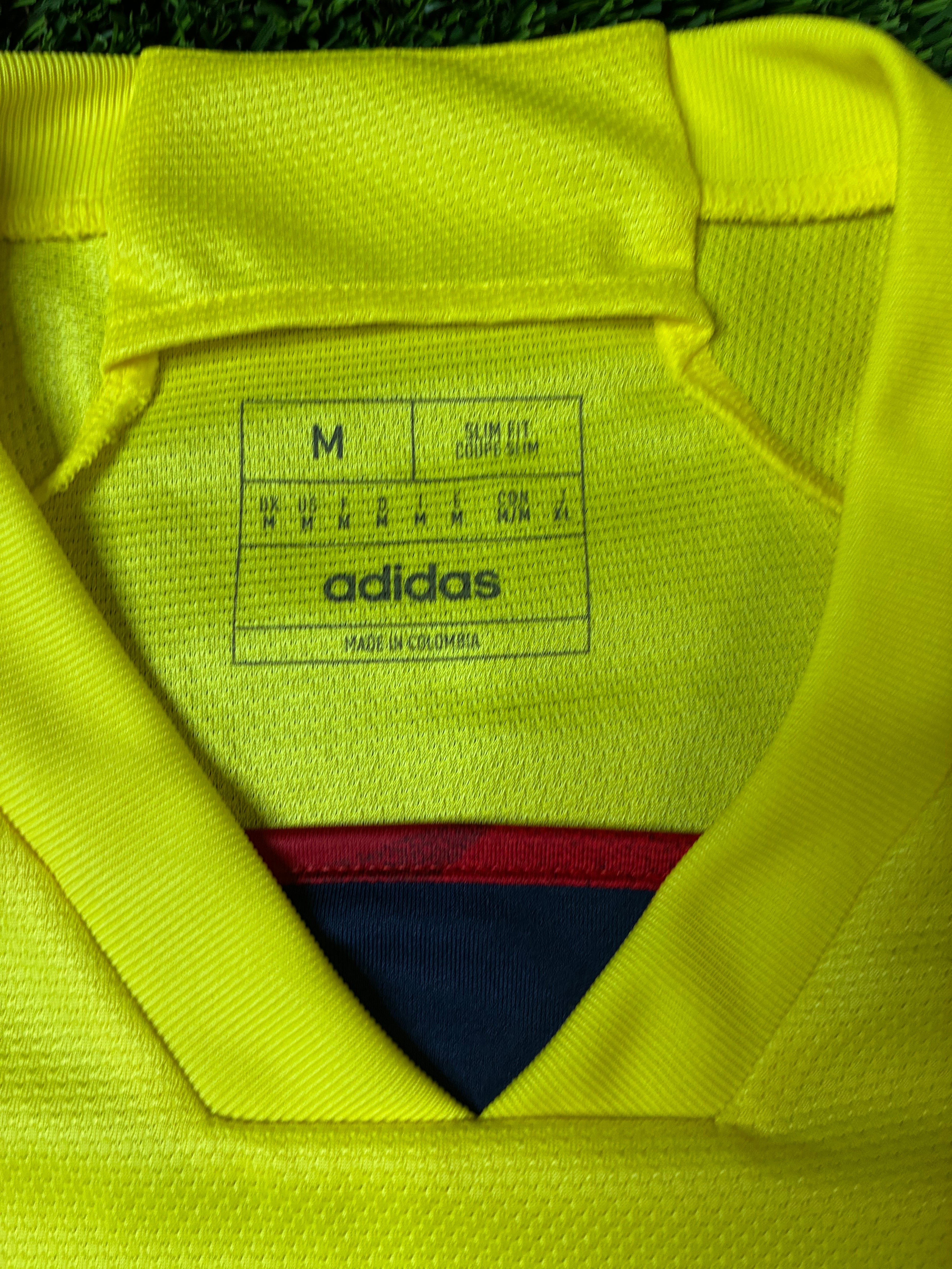Adidas Colombia 22/23 Home Size Medium