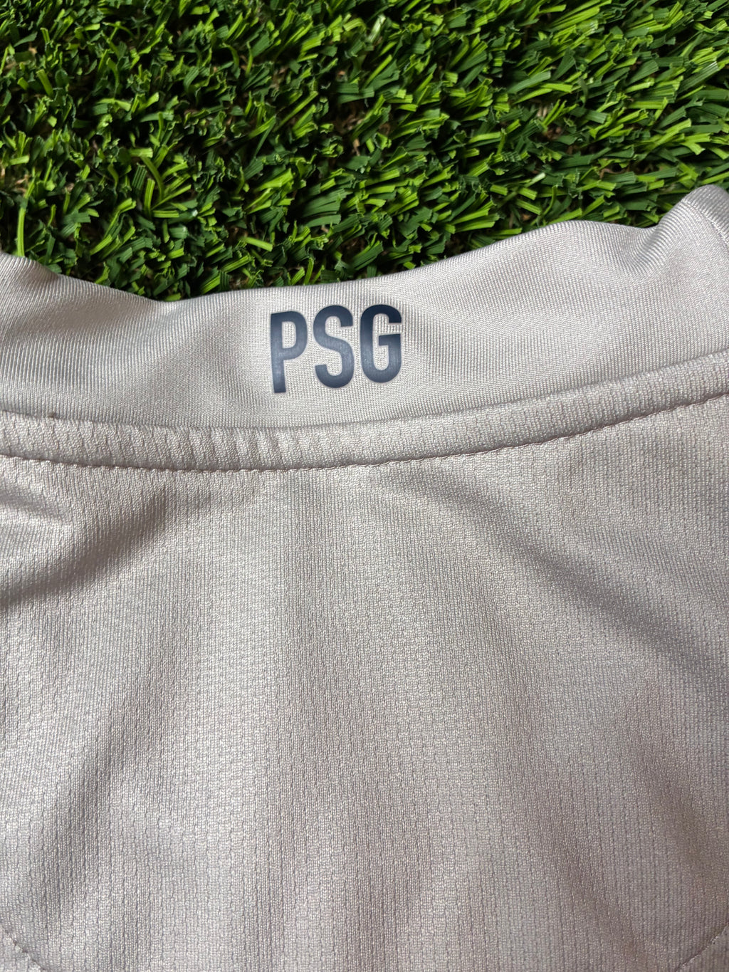 Nike PSG 08/09 Away Jersey Size Men’s Medium