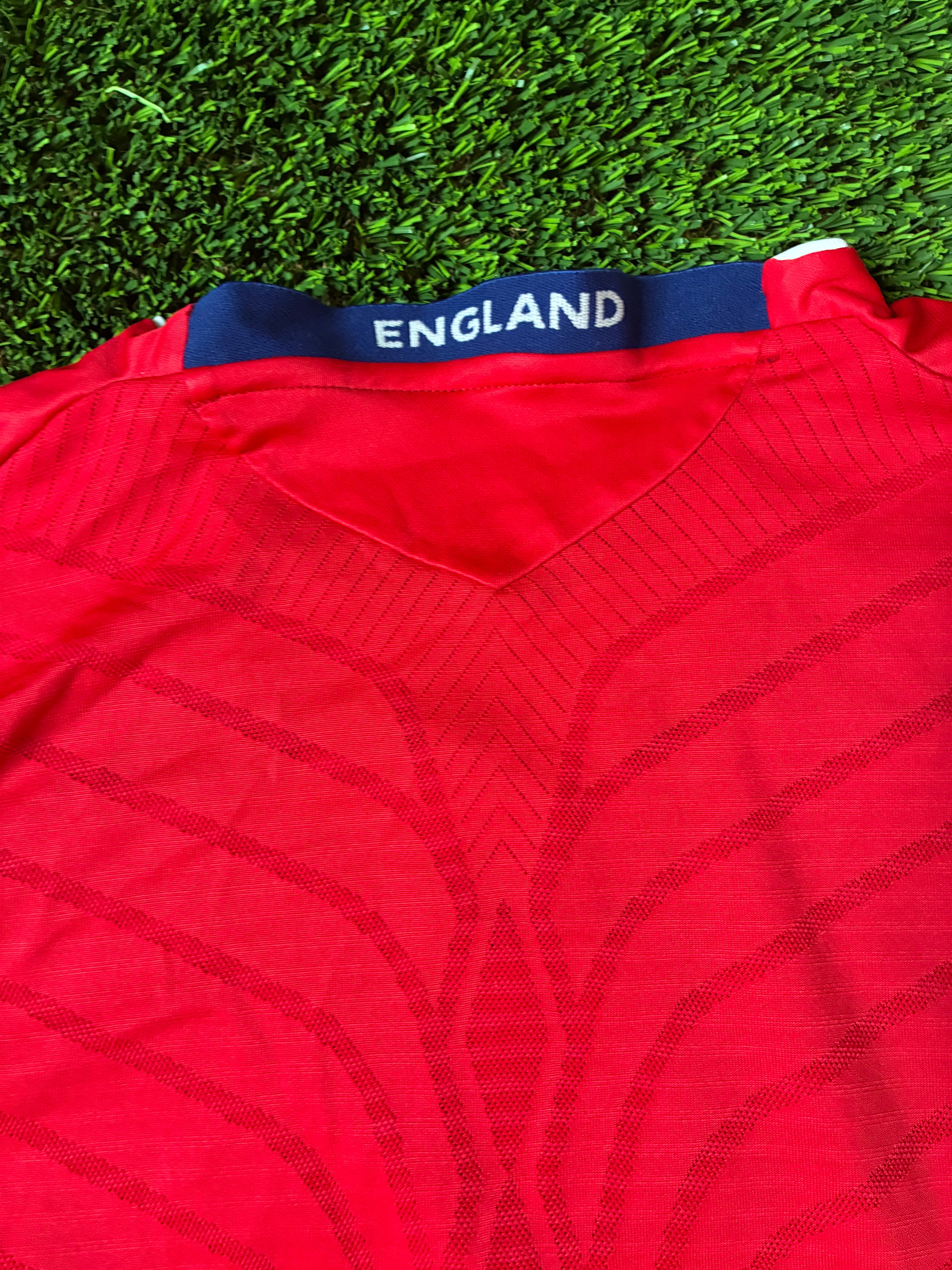 Umbro England 08/10 Away LS Size Large