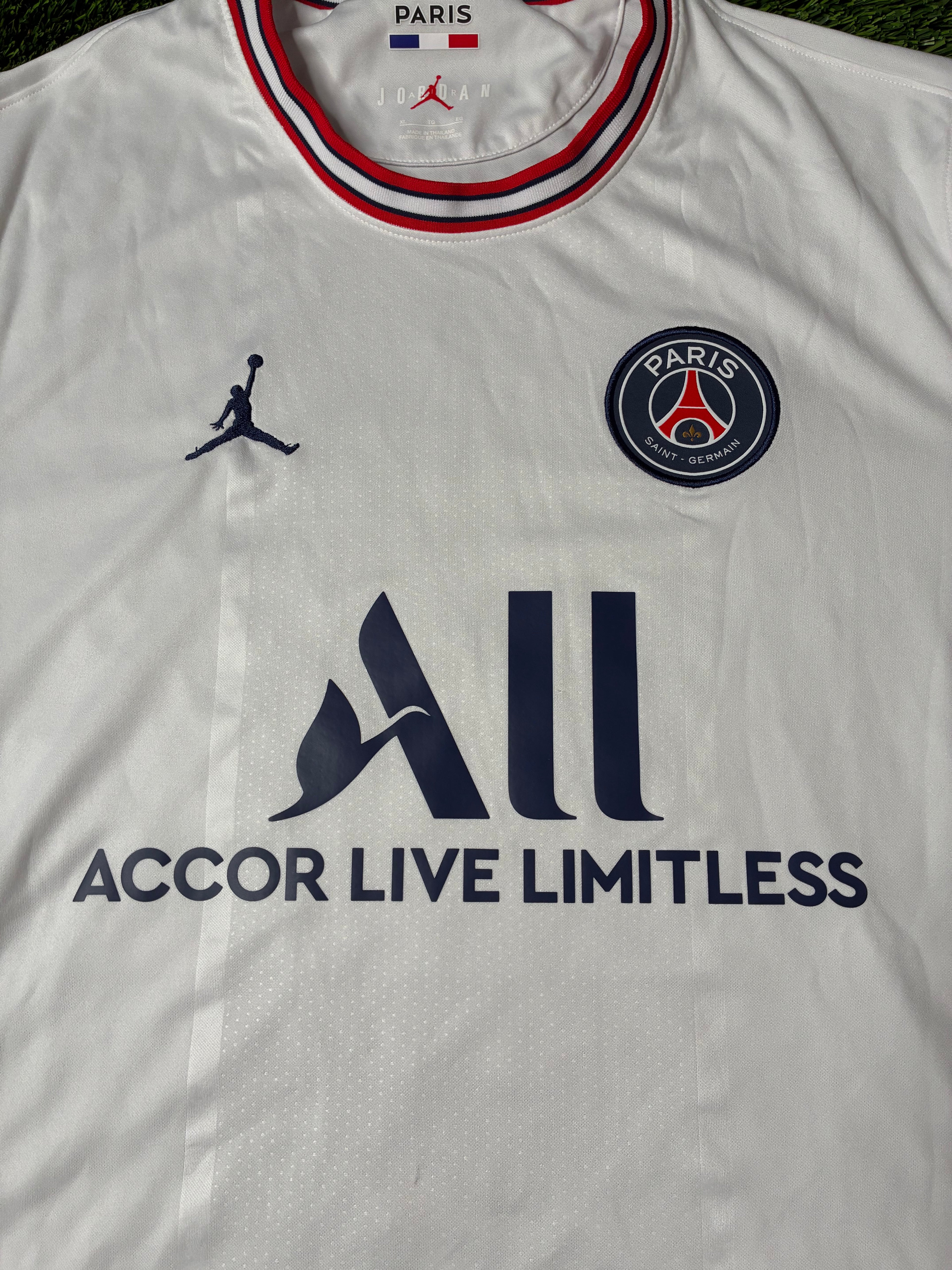 Nike Air Jordan PSG 21/22 4th Jersey Size Men's XL