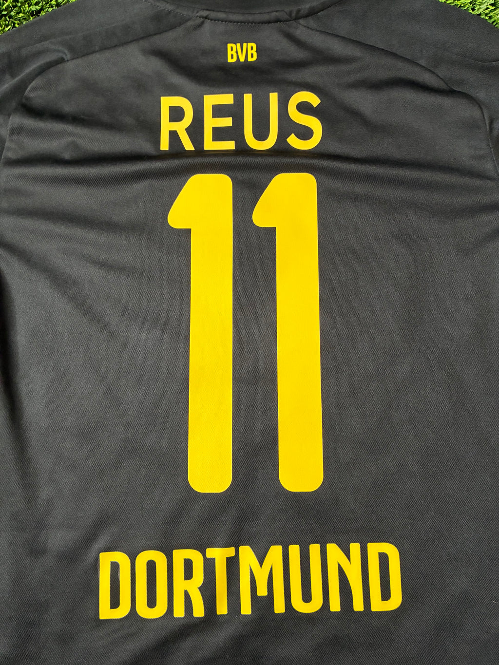 Puma Marco Reus #11 Dortmund 14/15 Away Size Medium