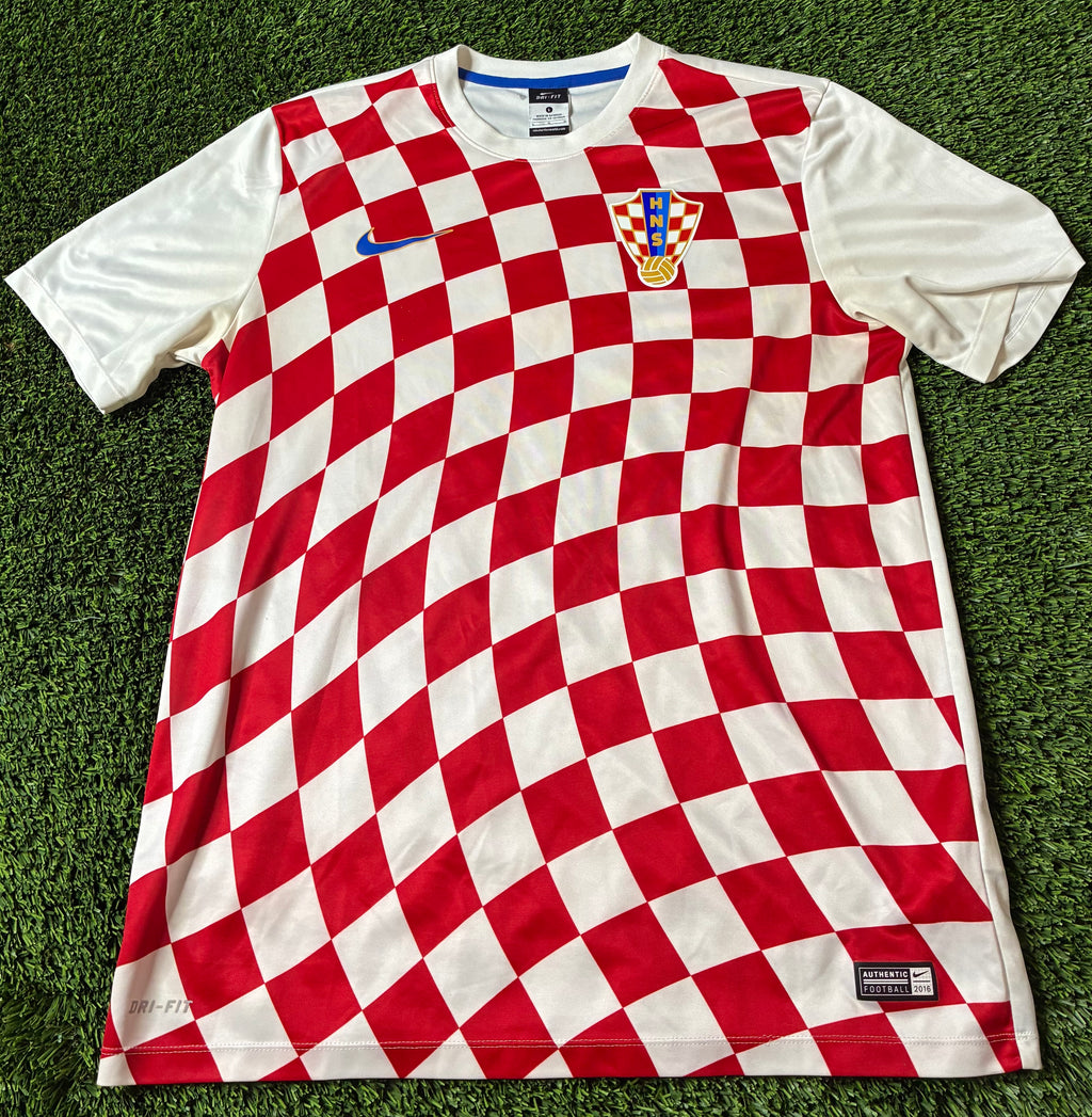 Nike Croatia 16/17 Home Jersey Size Men’s Large