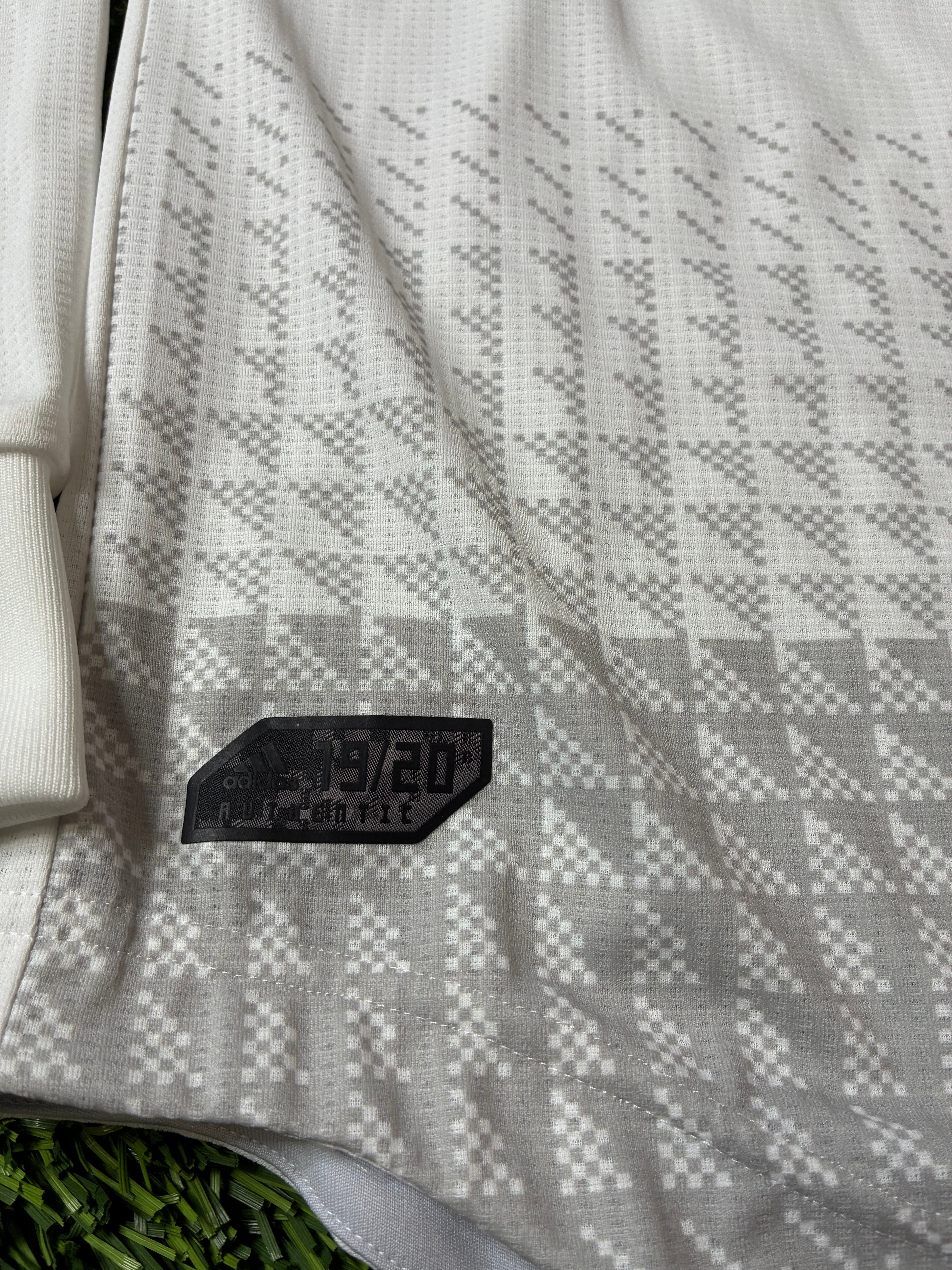 Adidas Bayern Munich 19/20 Away LS Size Medium Player Issue