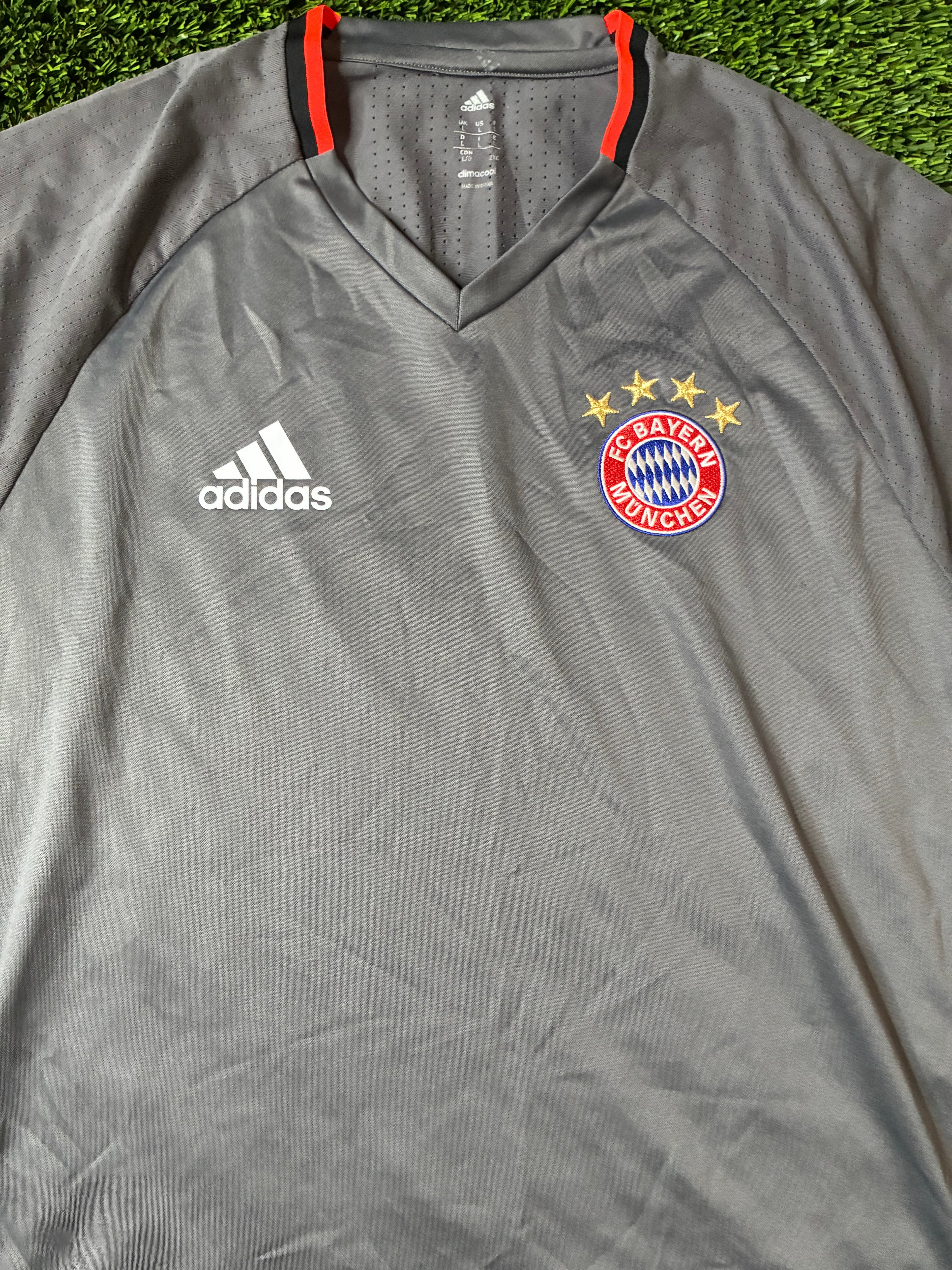 Adidas Bayern Munich 16/17 Training Size Large