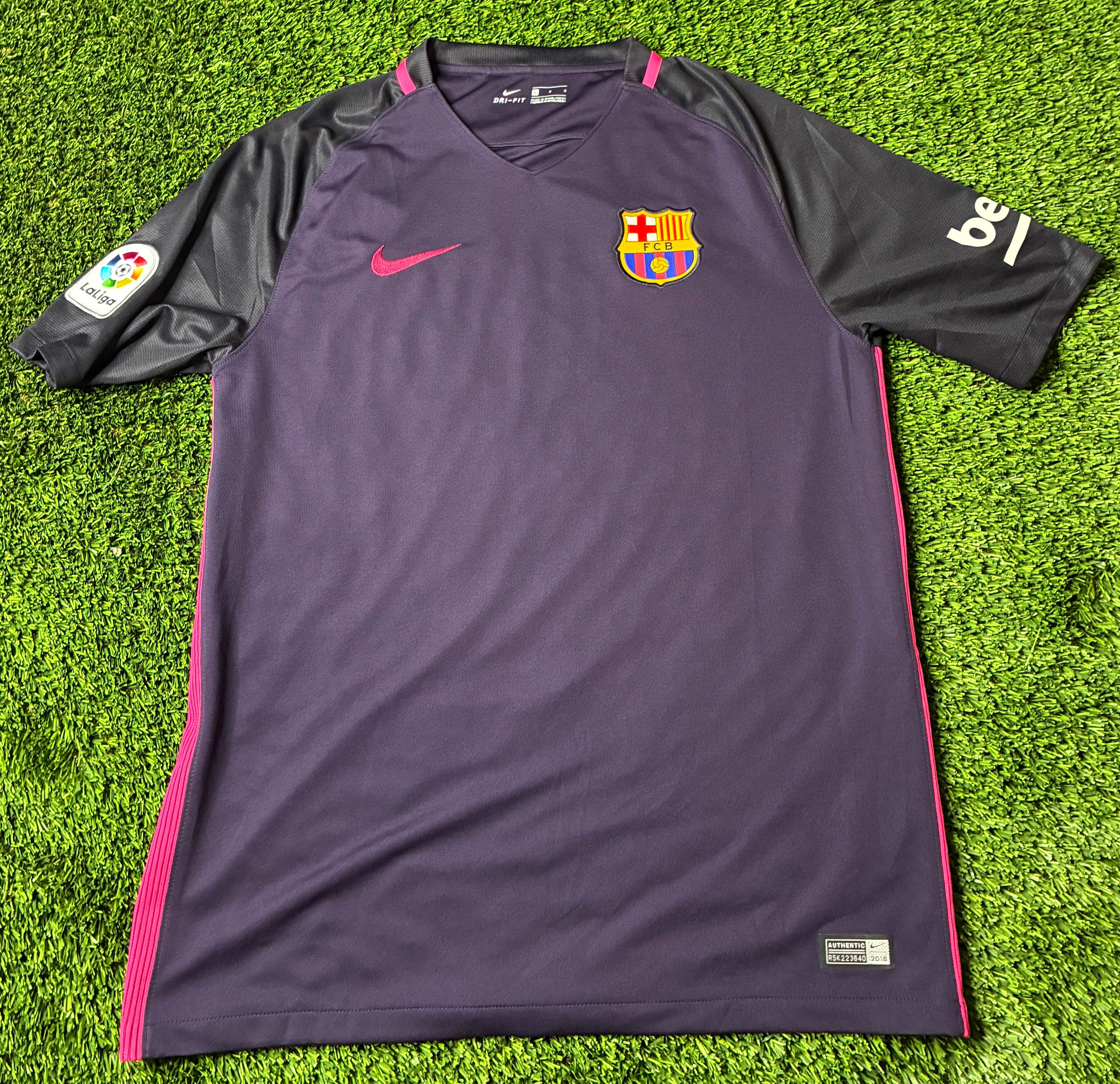Nike Barcelona 16/17 Away Jersey Size Men’s Large