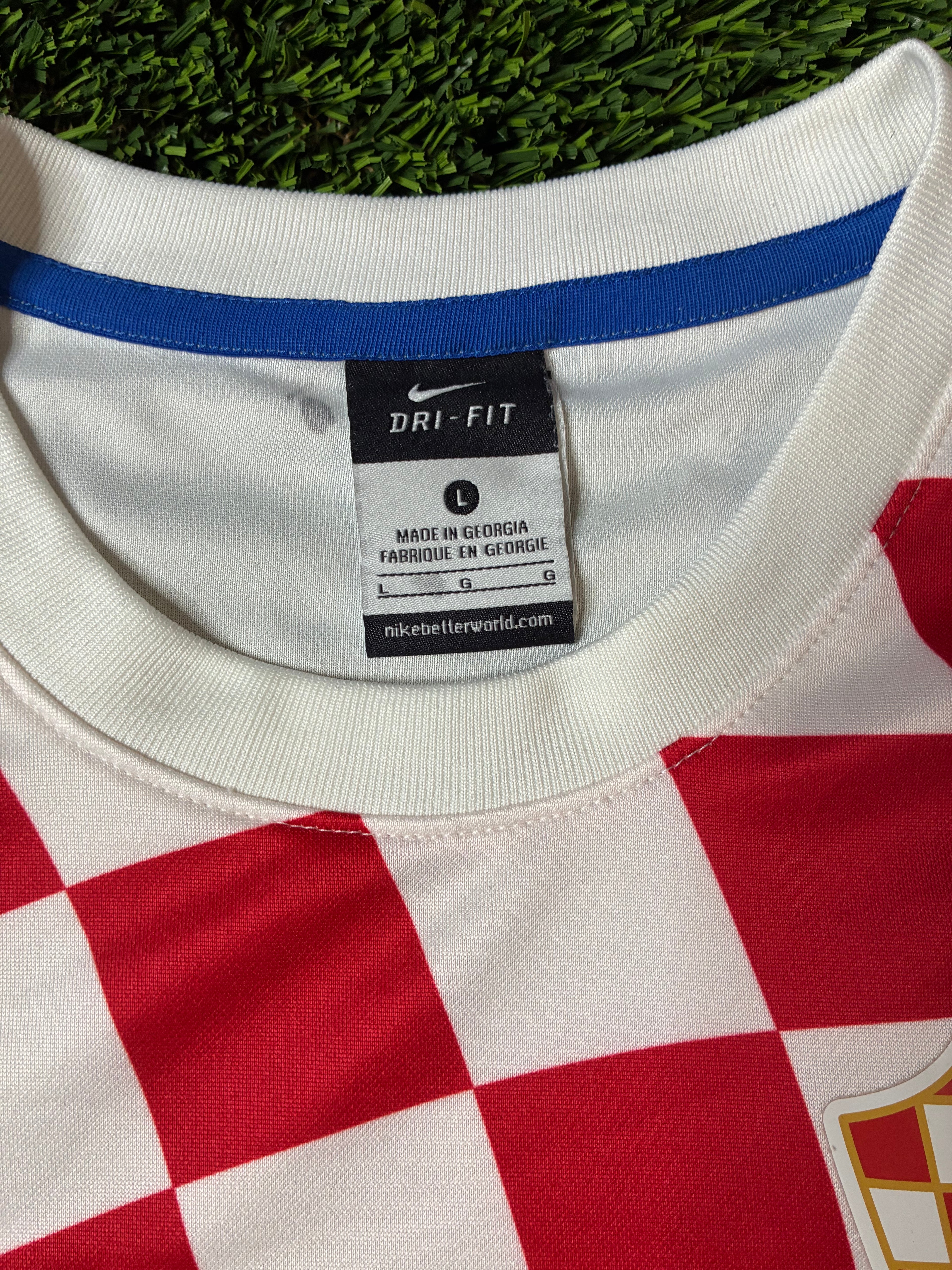 Nike Croatia 16/17 Home Jersey Size Men’s Large