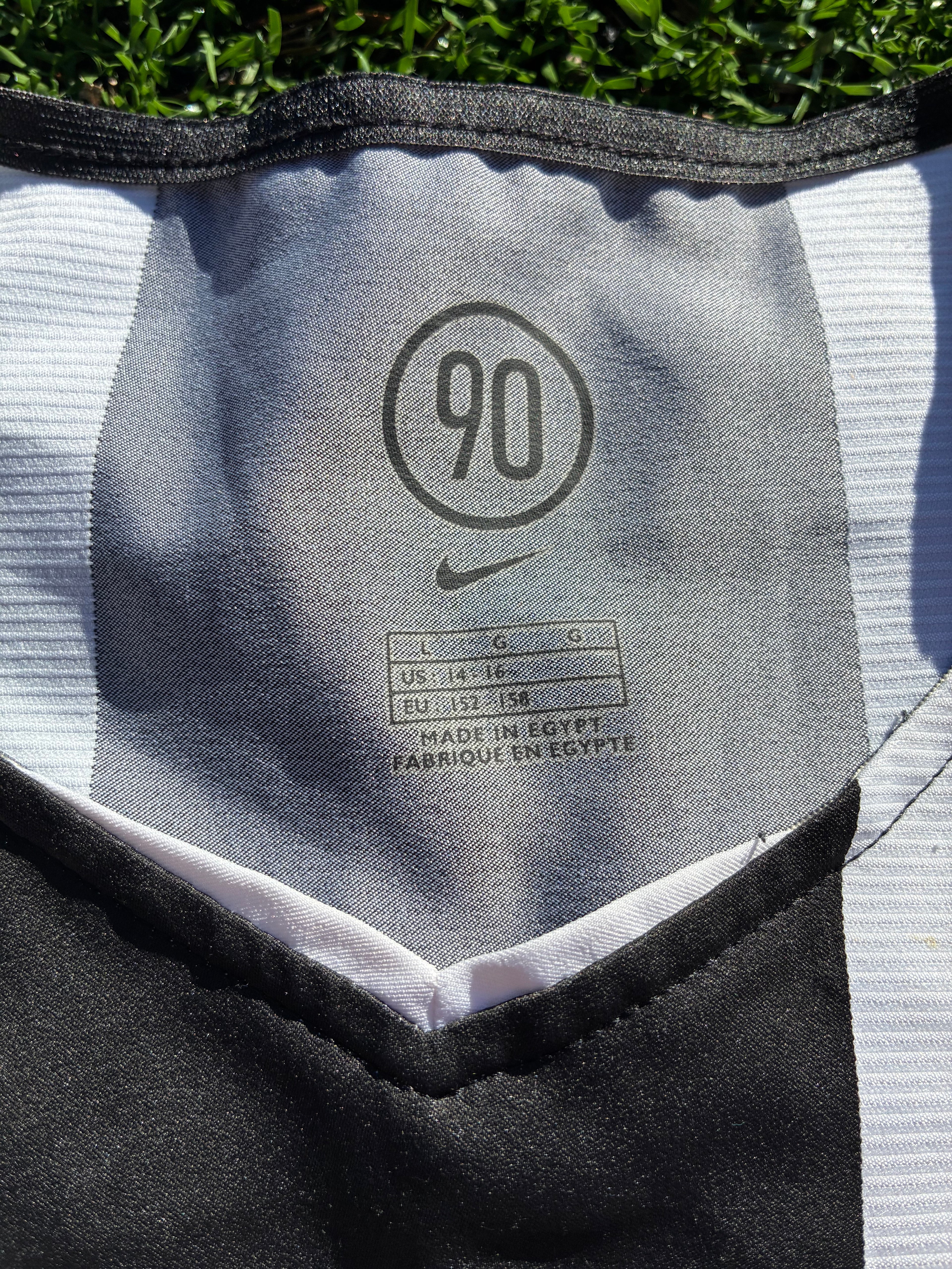 Nike Juventus 04/05 Home Jersey Size Youth Large