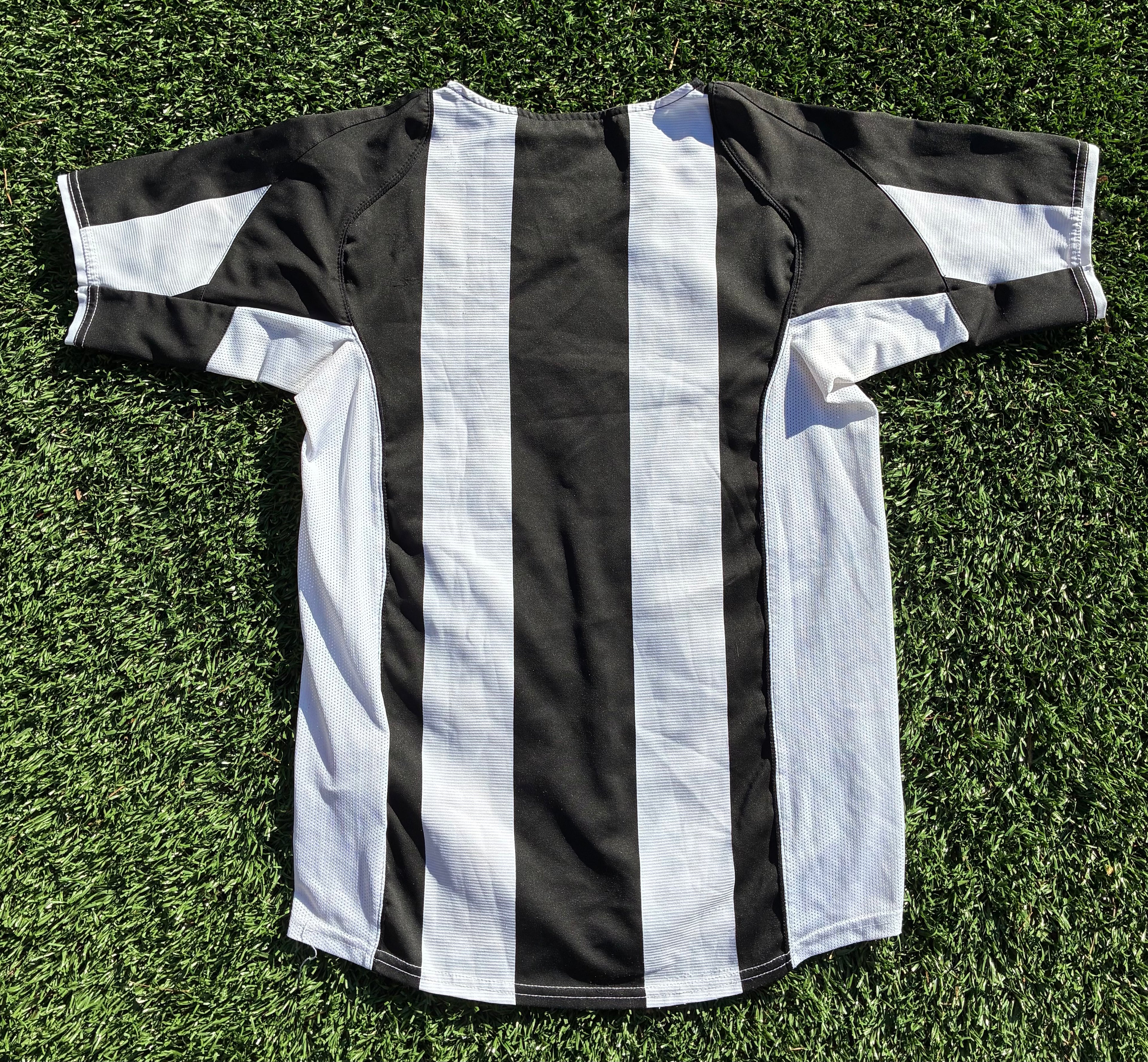 Nike Juventus 04/05 Home Jersey Size Youth Large