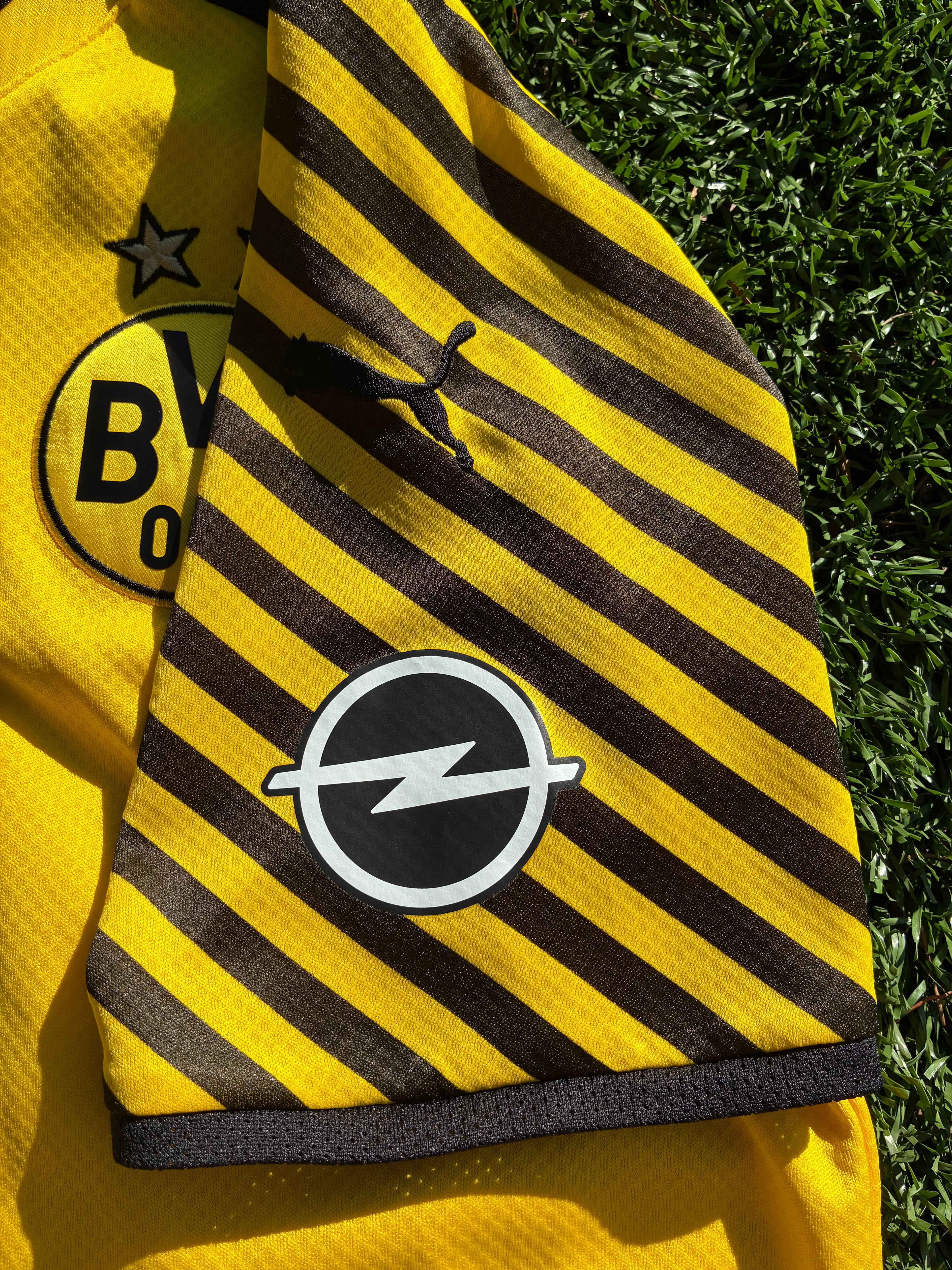 Puma Borussia Dortmund 21/22 Home Jersey Size Youth Large