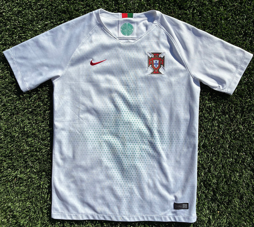 Nike Portugal 18/19 Away Jersey Size Youth Extra Large